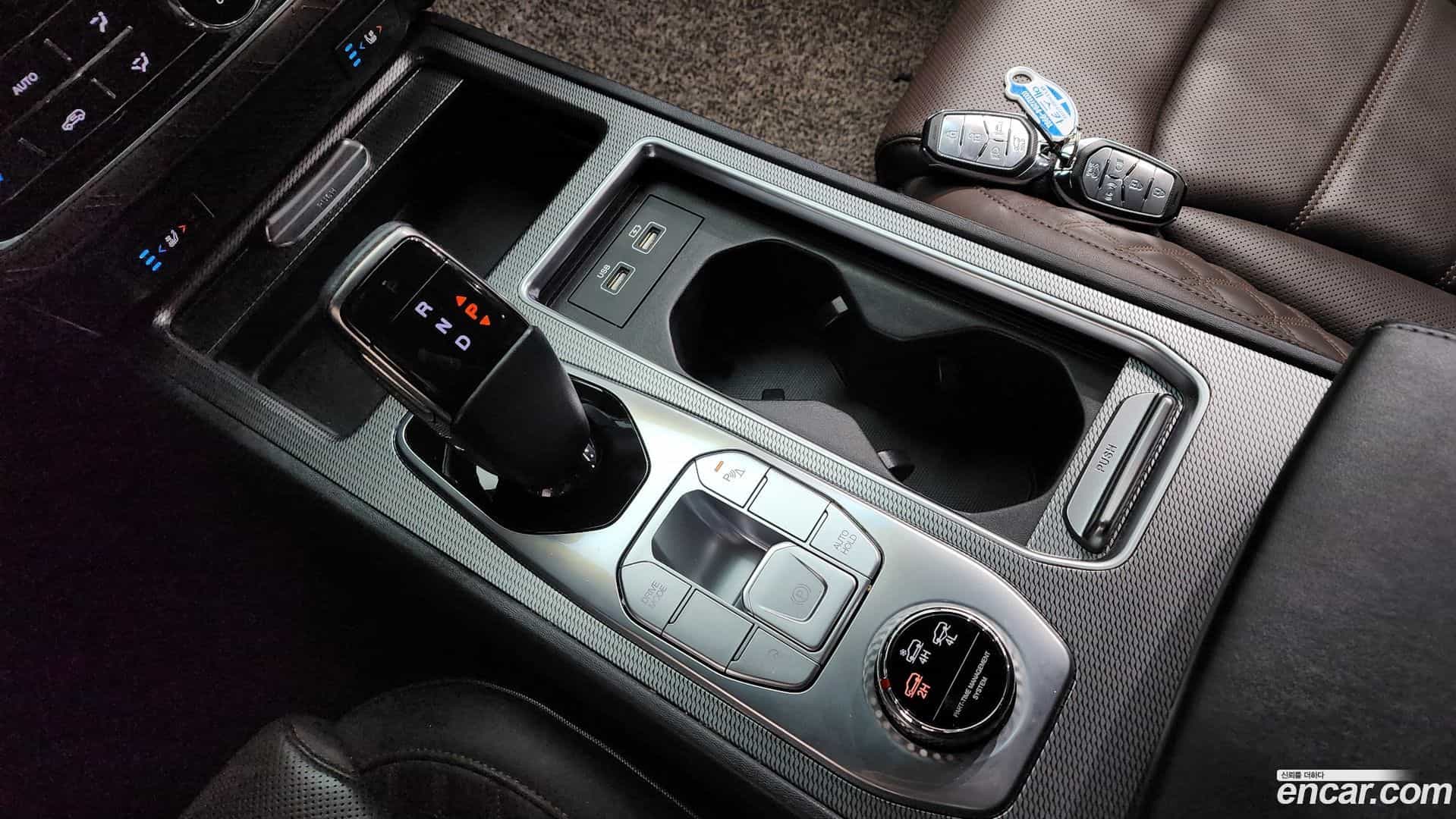 Rexton KG Mobility 2022.3-INNER-009