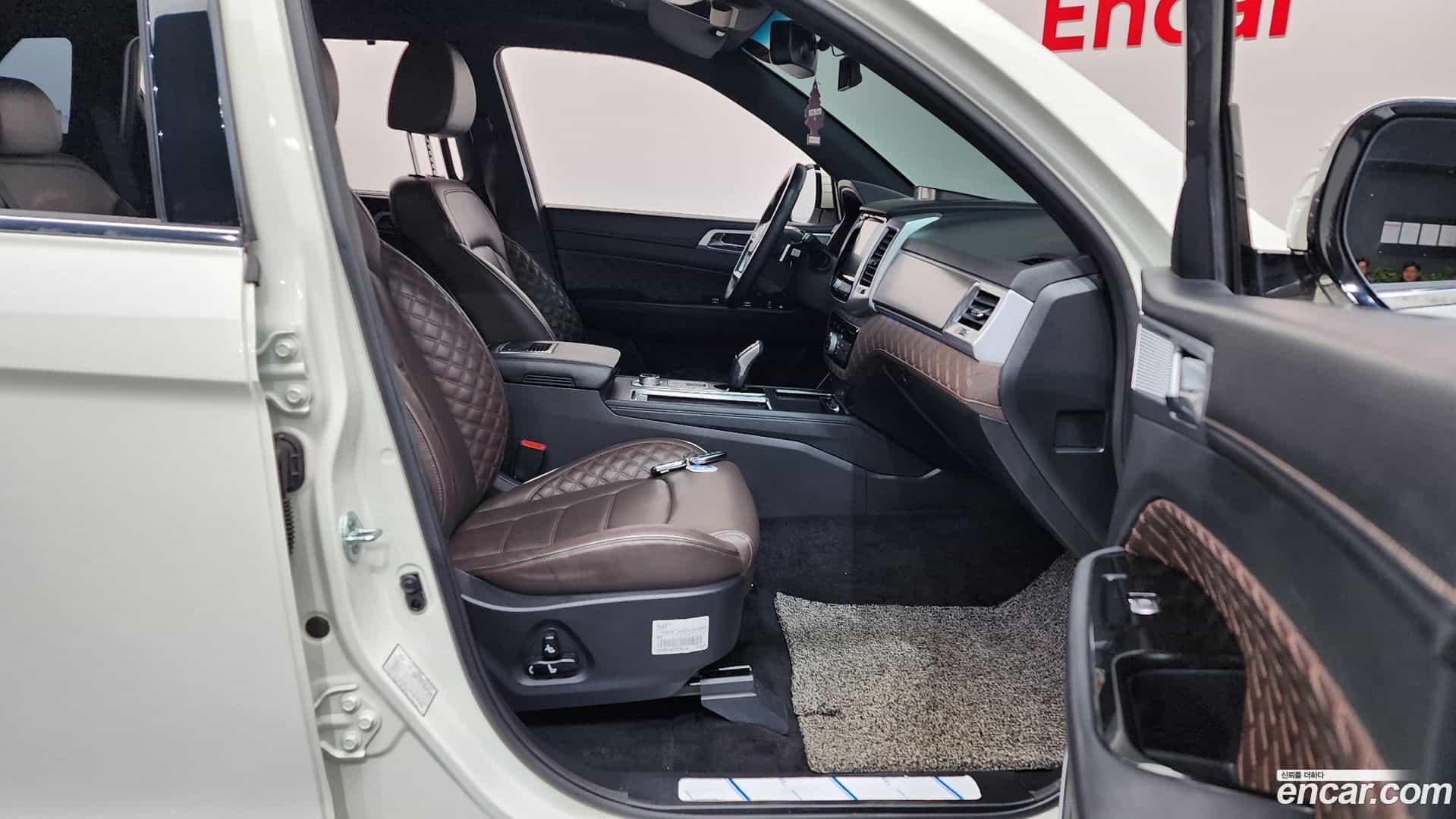 Rexton KG Mobility 2022.3-OPTION-015