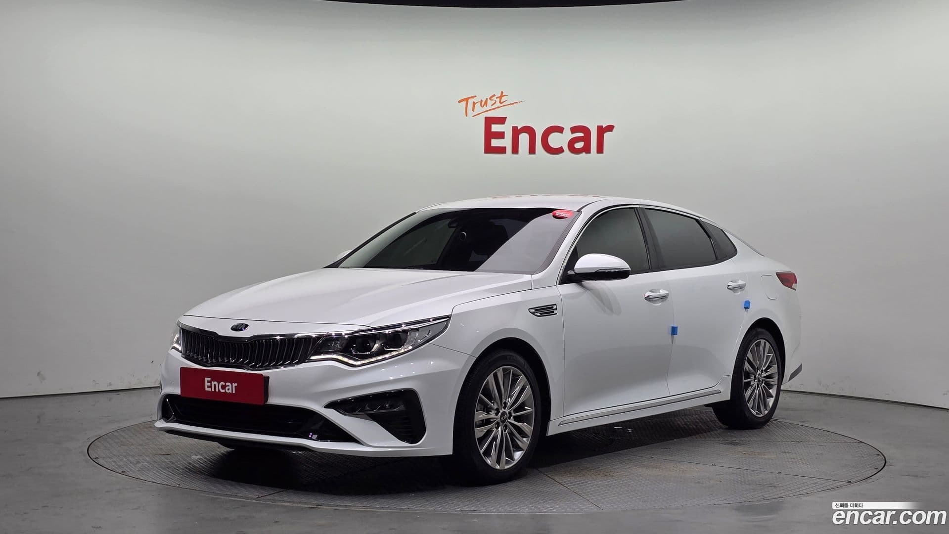 Main__Slider__Photo:K5 Kia 2019.5-0
