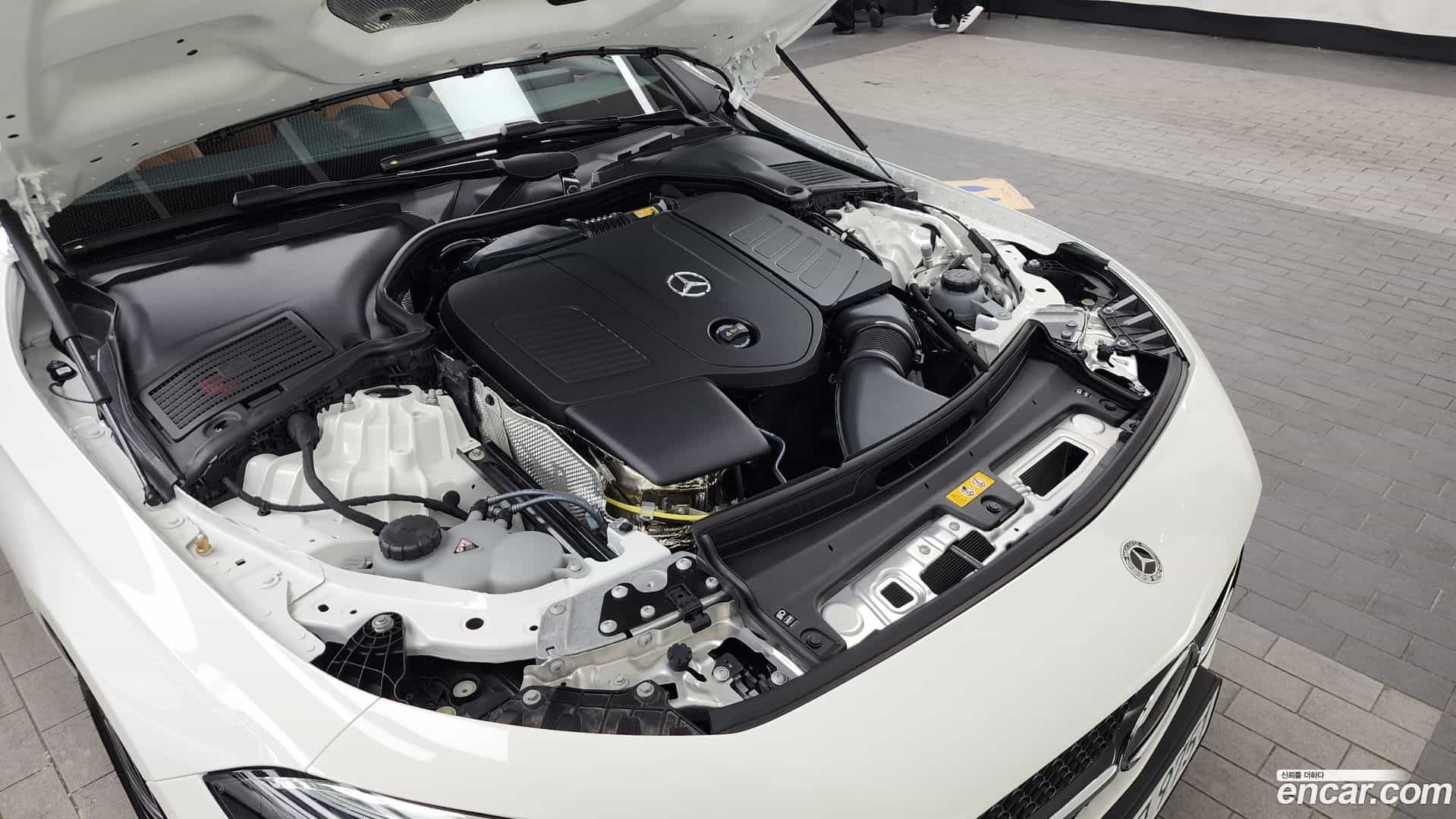CLE-Class Mercedes-Benz 2025.8-INNER-006