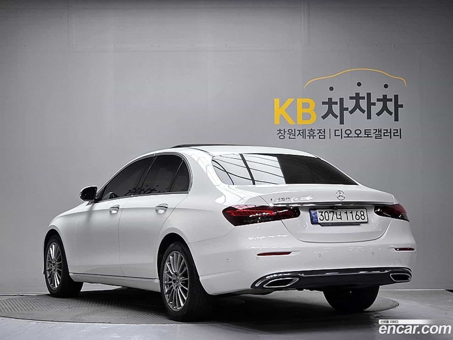 E-Class Mercedes-Benz 2020.11-INNER-006