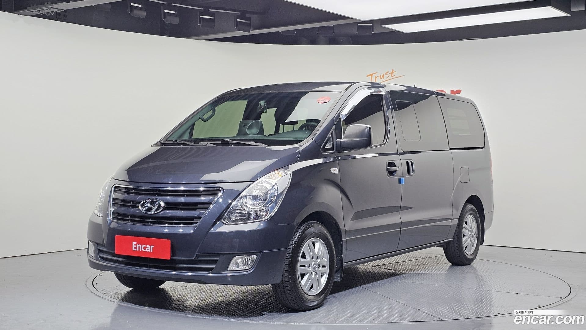 Main__Slider__Photo:Starex Hyundai 2016.8-0