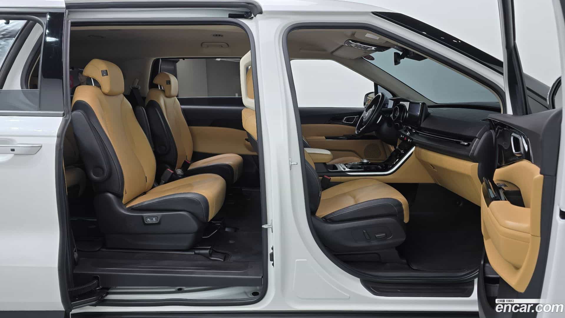 Canival Kia 2020.9-OPTION-015