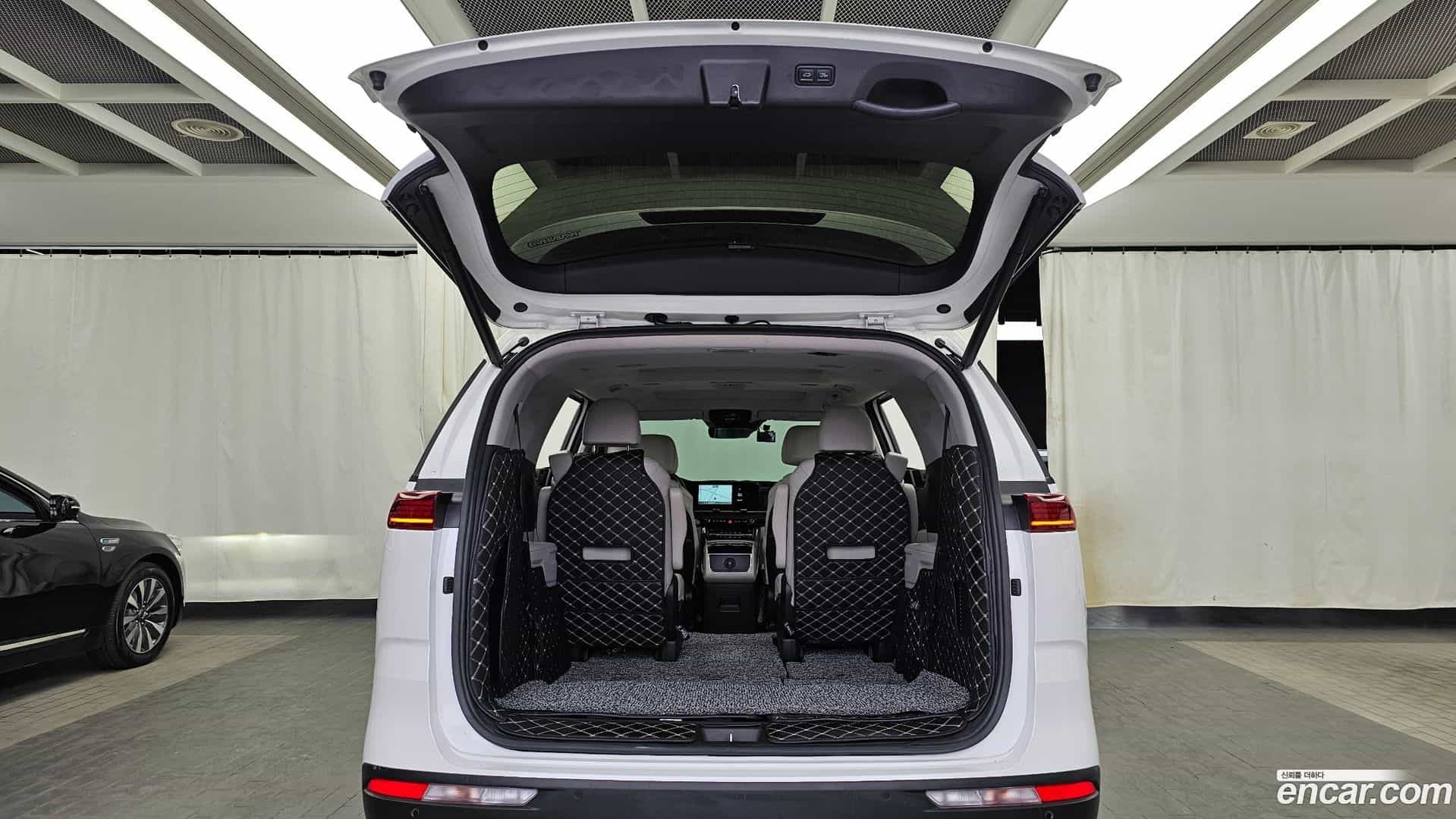 Canival Kia 2022.7-OPTION-024