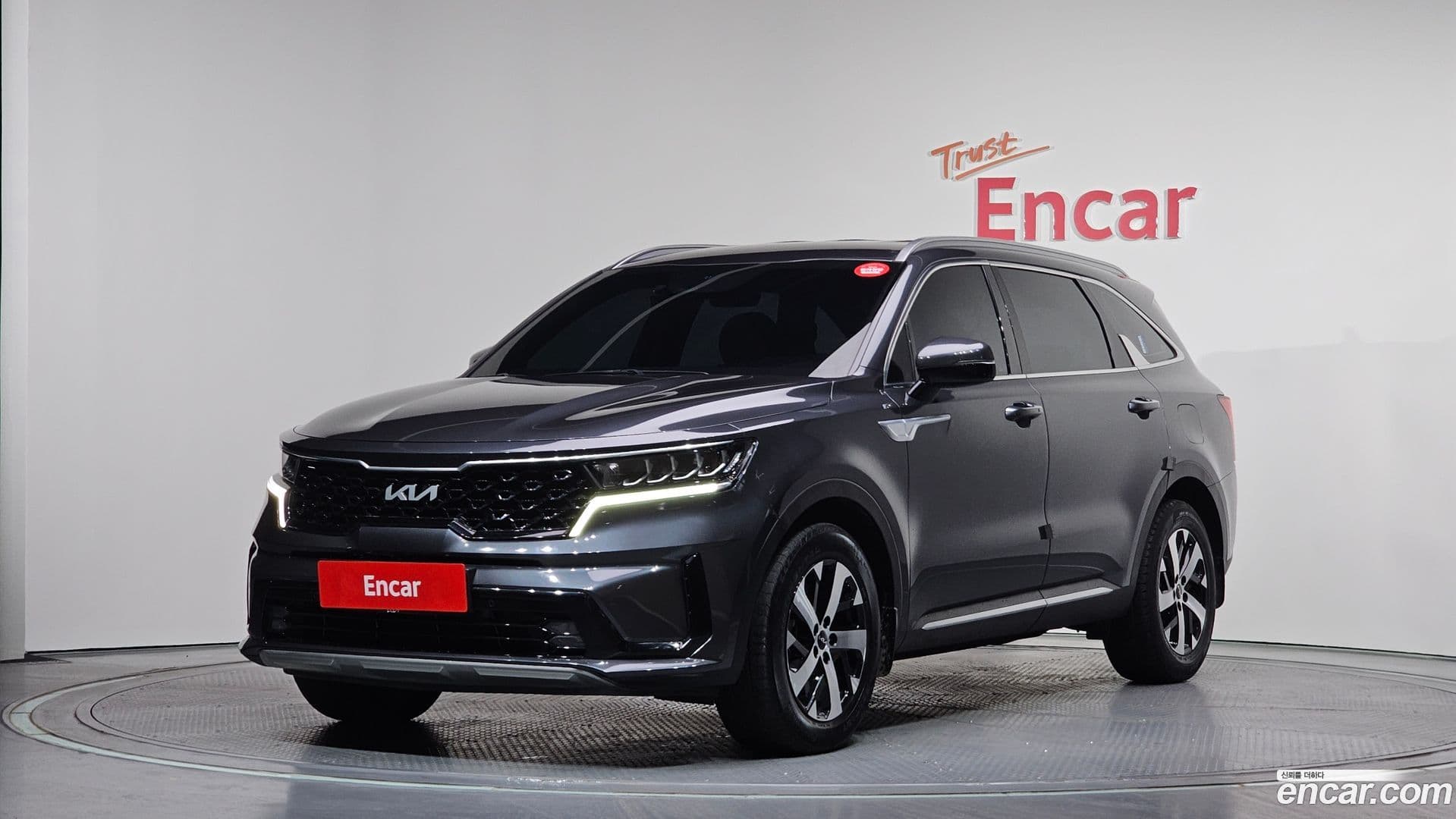 Main__Slider__Photo:Sorento Kia 2021.10-0