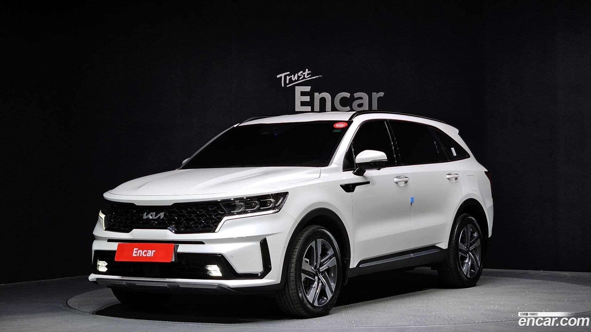 Main__Slider__Photo:Sorento Kia 2023.1-0
