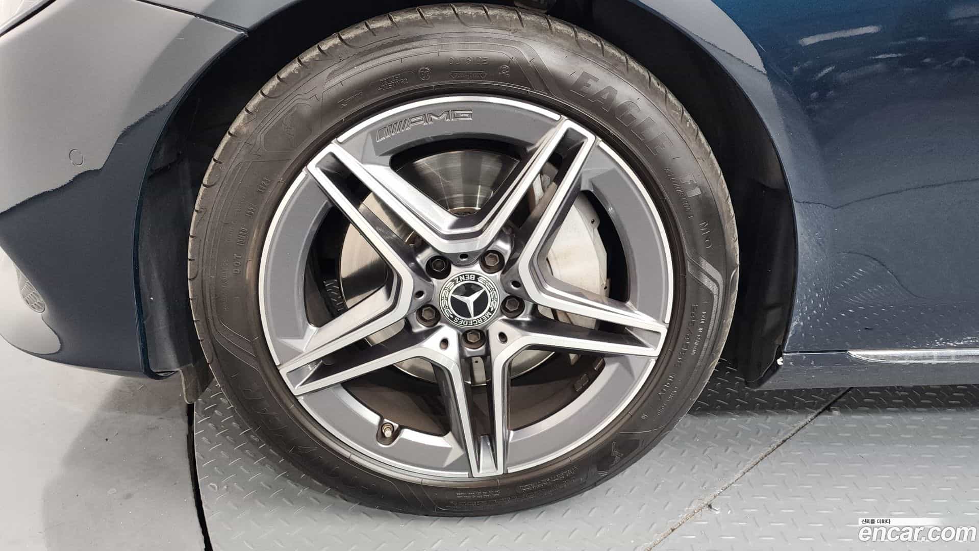 E-Class Mercedes-Benz 2016.9-OUTER-005
