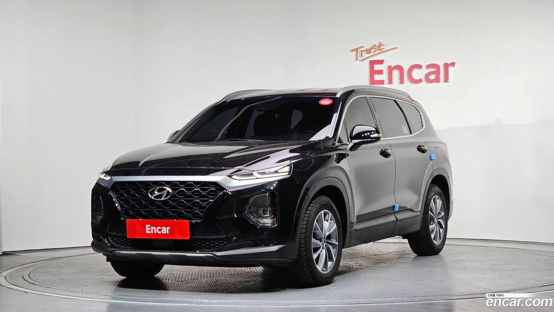 Main__Slider__Photo:Santafe Hyundai 2018.7-0