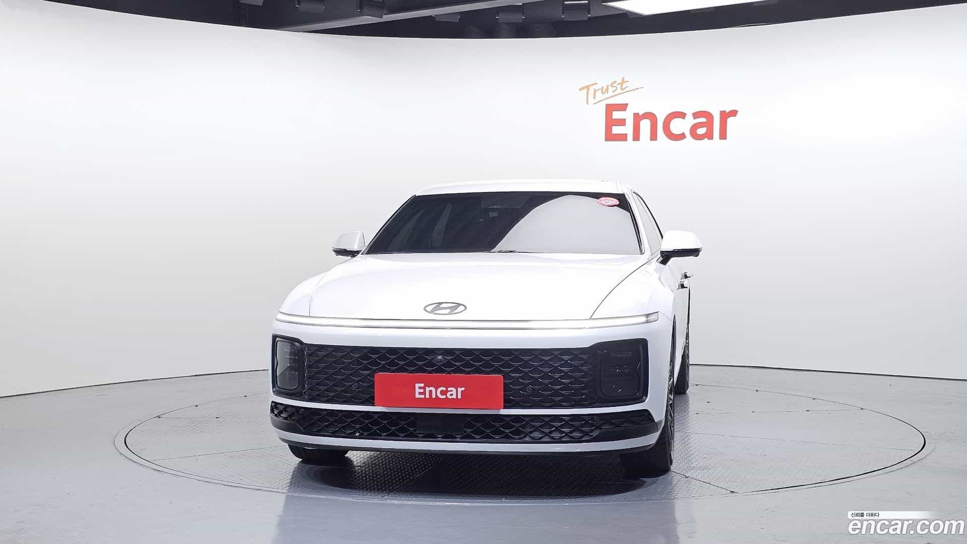 Grandeur Hyundai 2023.0-OUTER-003