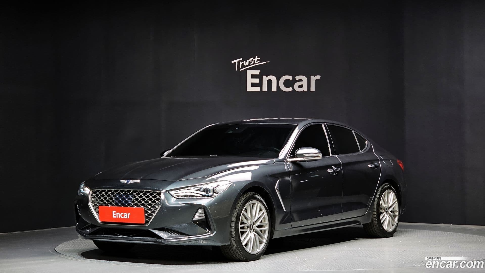 Main__Slider__Photo:G70 Genesis 2019.5-0