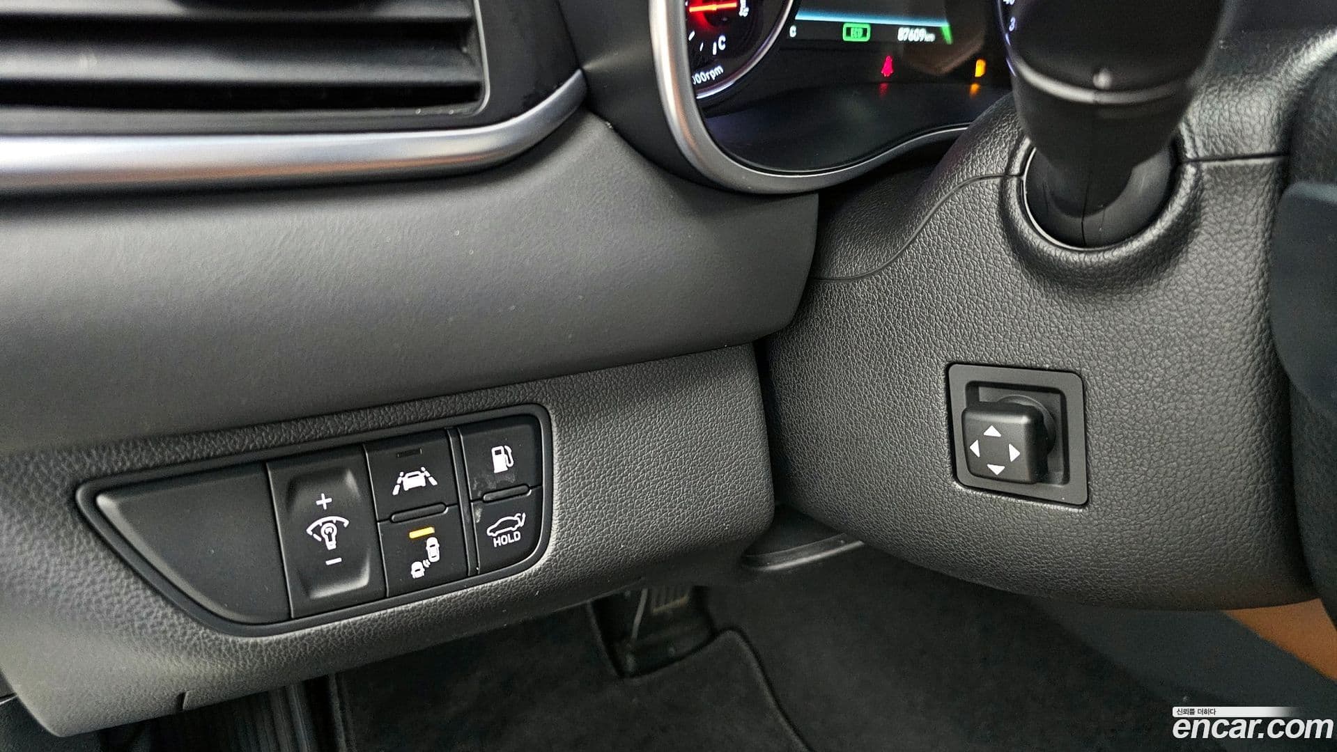 Main__Slider__Photo:G70 Genesis 2019.5-13