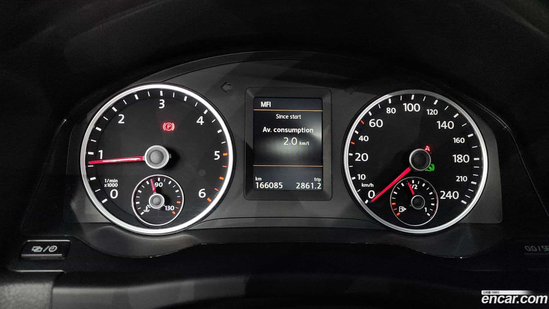 Tiguan Volkswagen 2015.7-INNER-008