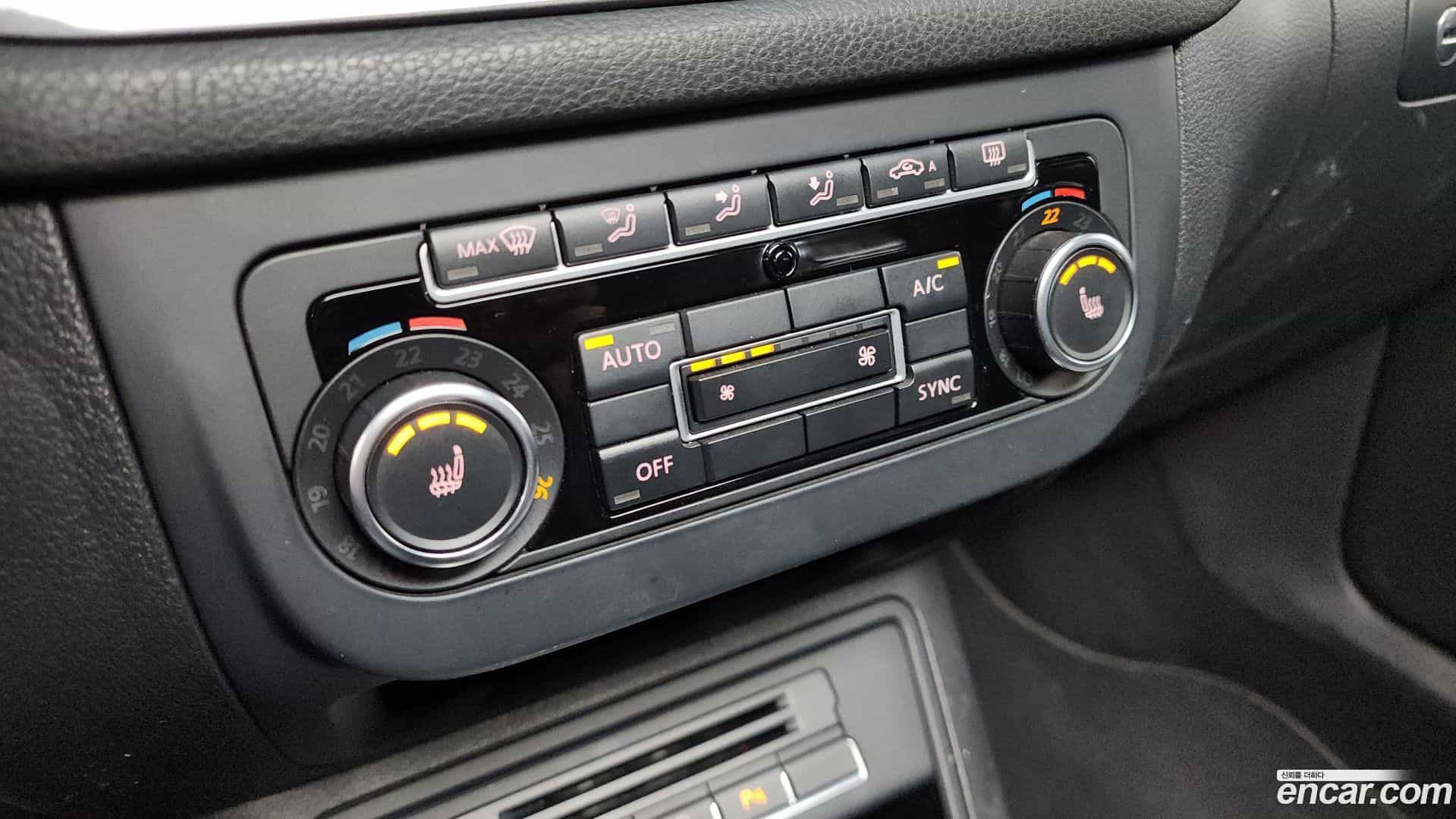 Tiguan Volkswagen 2015.7-OPTION-020