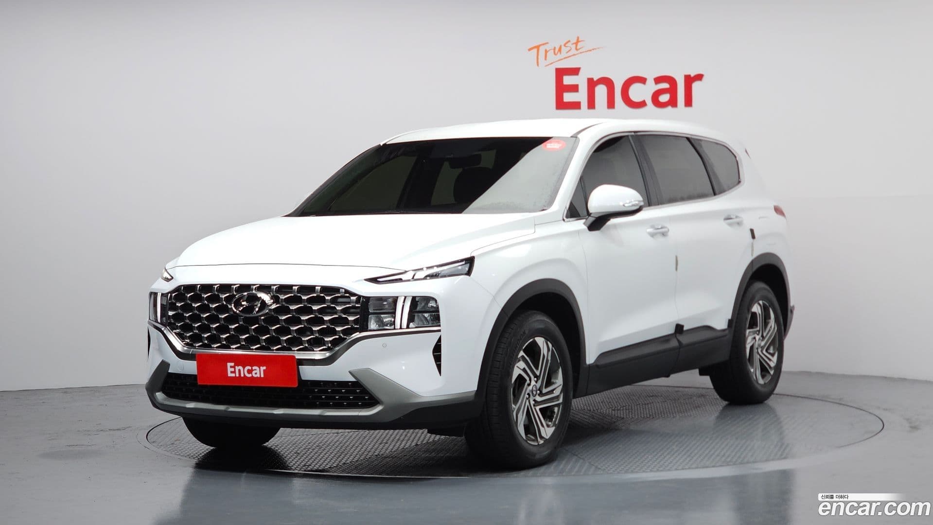 Main__Slider__Photo:Santafe Hyundai 2021.10-0