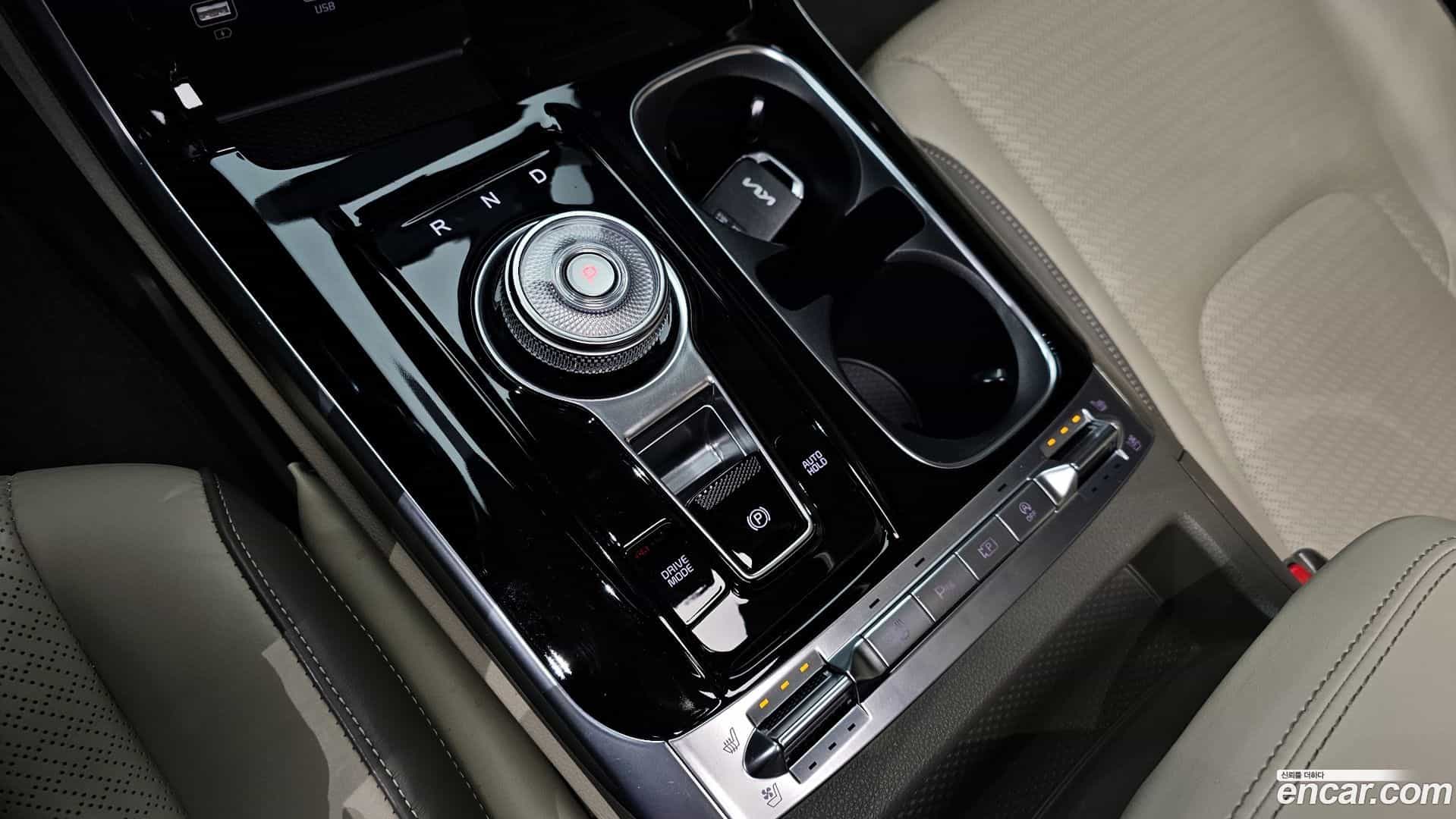 Canival Kia 2022.1-INNER-009