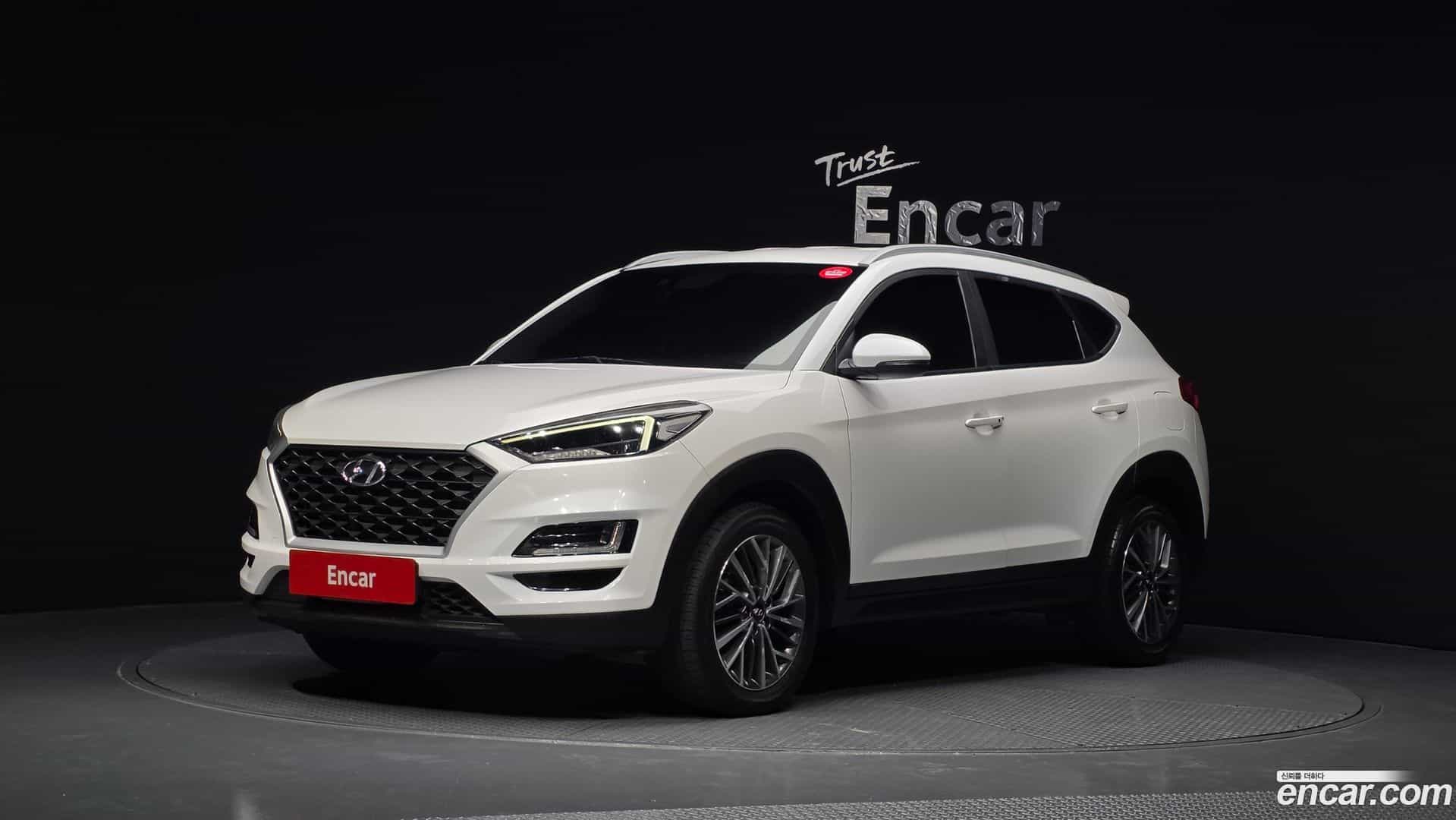 Tucson Hyundai 2018.10-OUTER-001