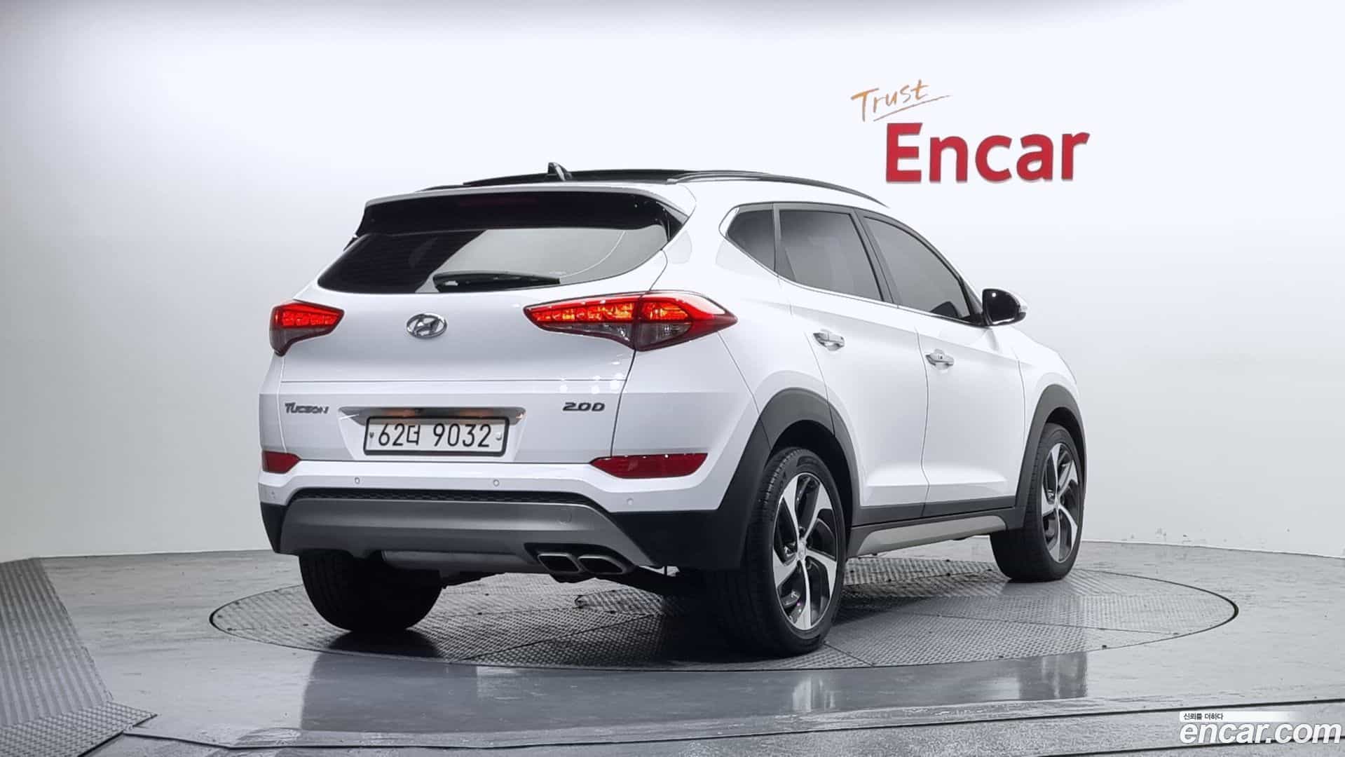 Tucson Hyundai 2018.1-OUTER-002