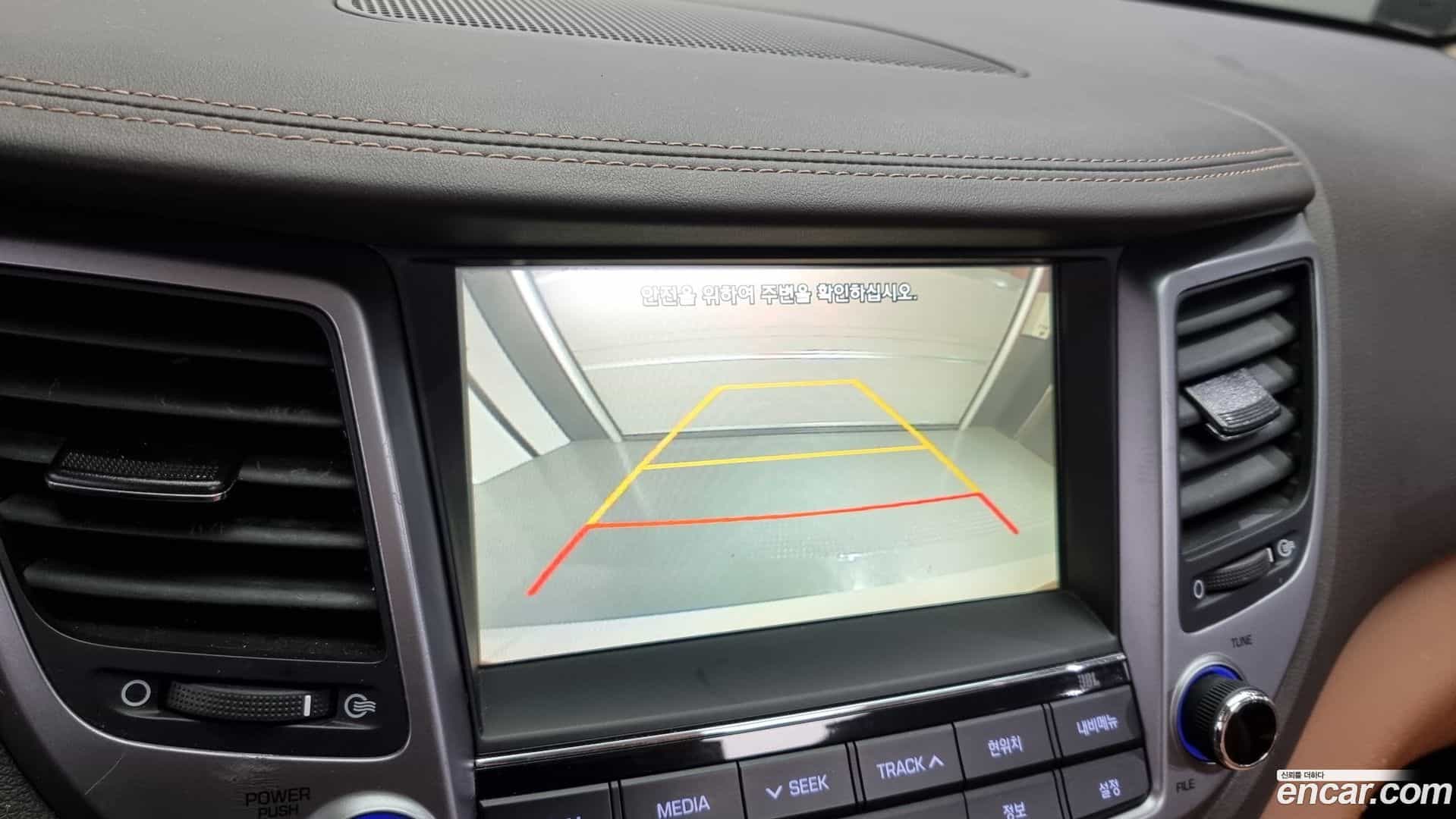 Tucson Hyundai 2018.1-OPTION-019