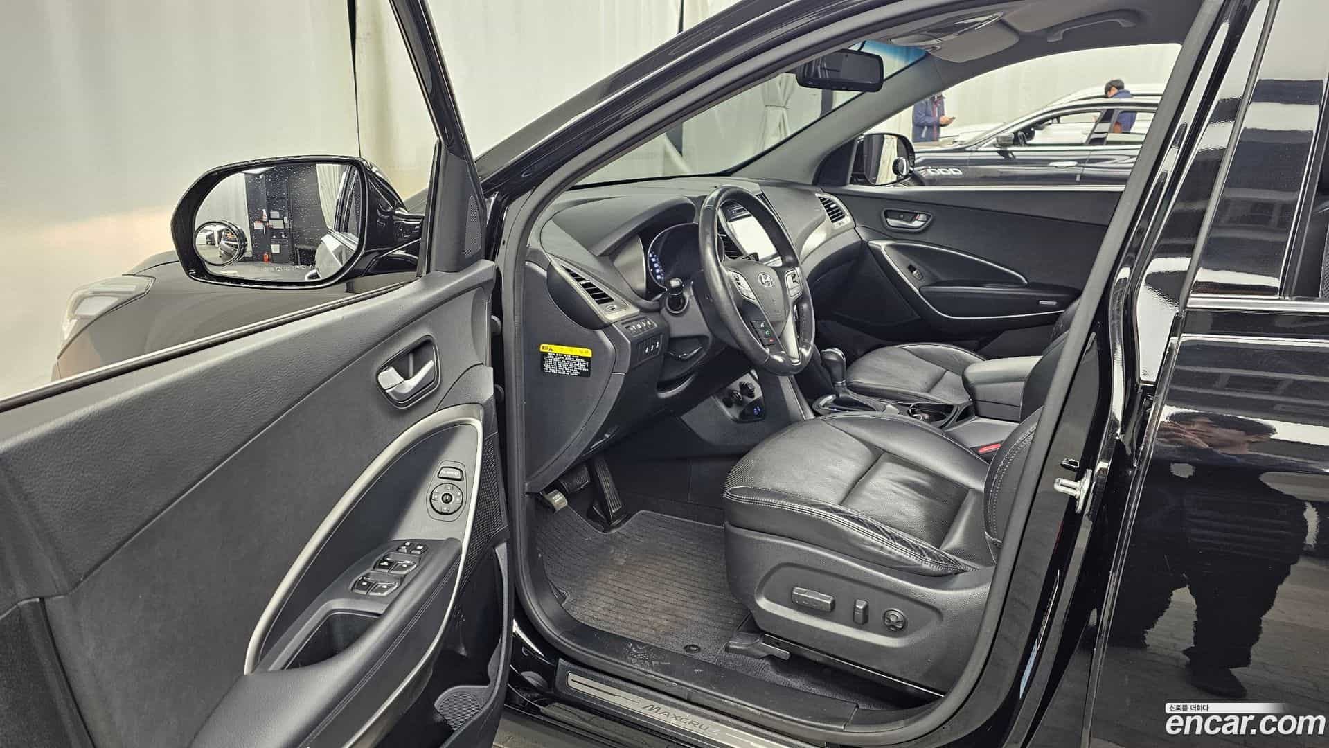 Maxcruz Hyundai 2015.10-INNER-010