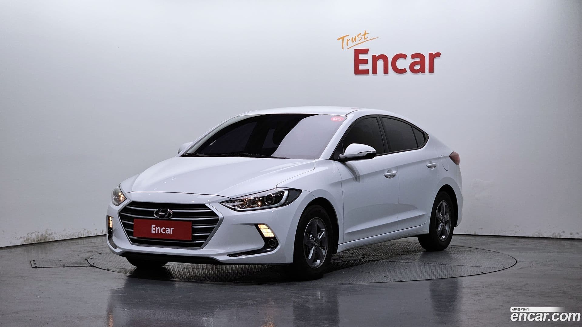 Main__Slider__Photo:AVANTE Hyundai 2016.5-0
