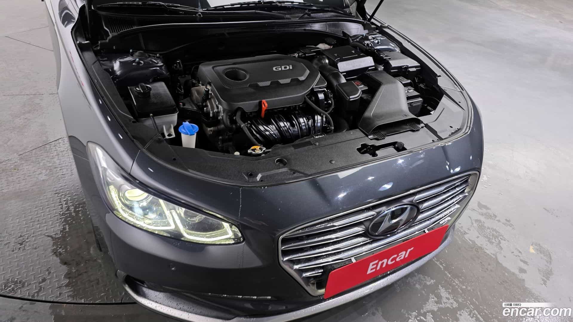 Grandeur Hyundai 2017.1-INNER-006