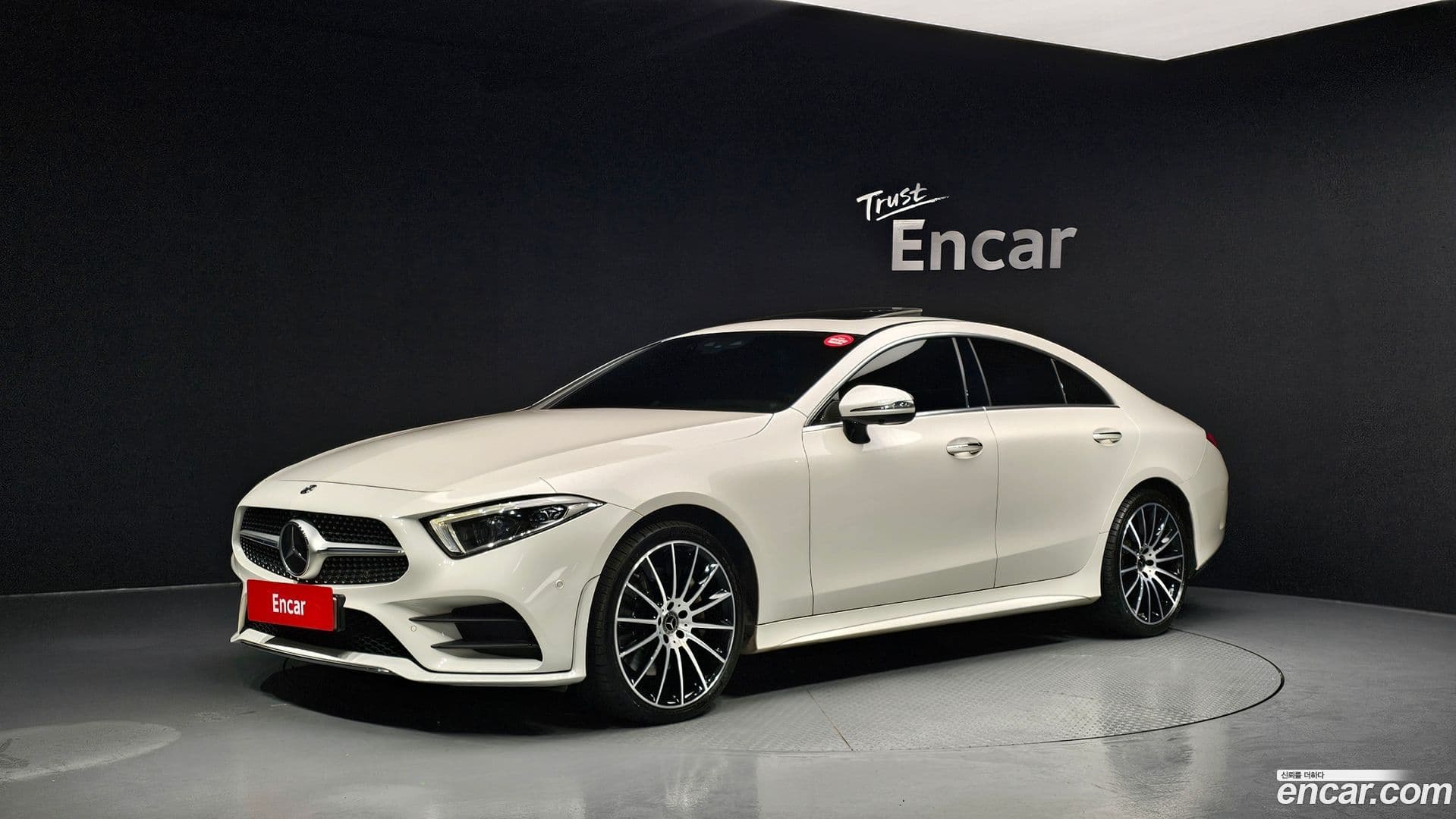 Main__Slider__Photo:CLS-Class Mercedes-Benz 2018.11-0