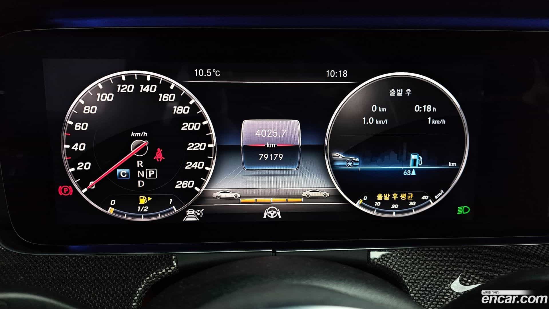 CLS-Class Mercedes-Benz 2018.11-INNER-008