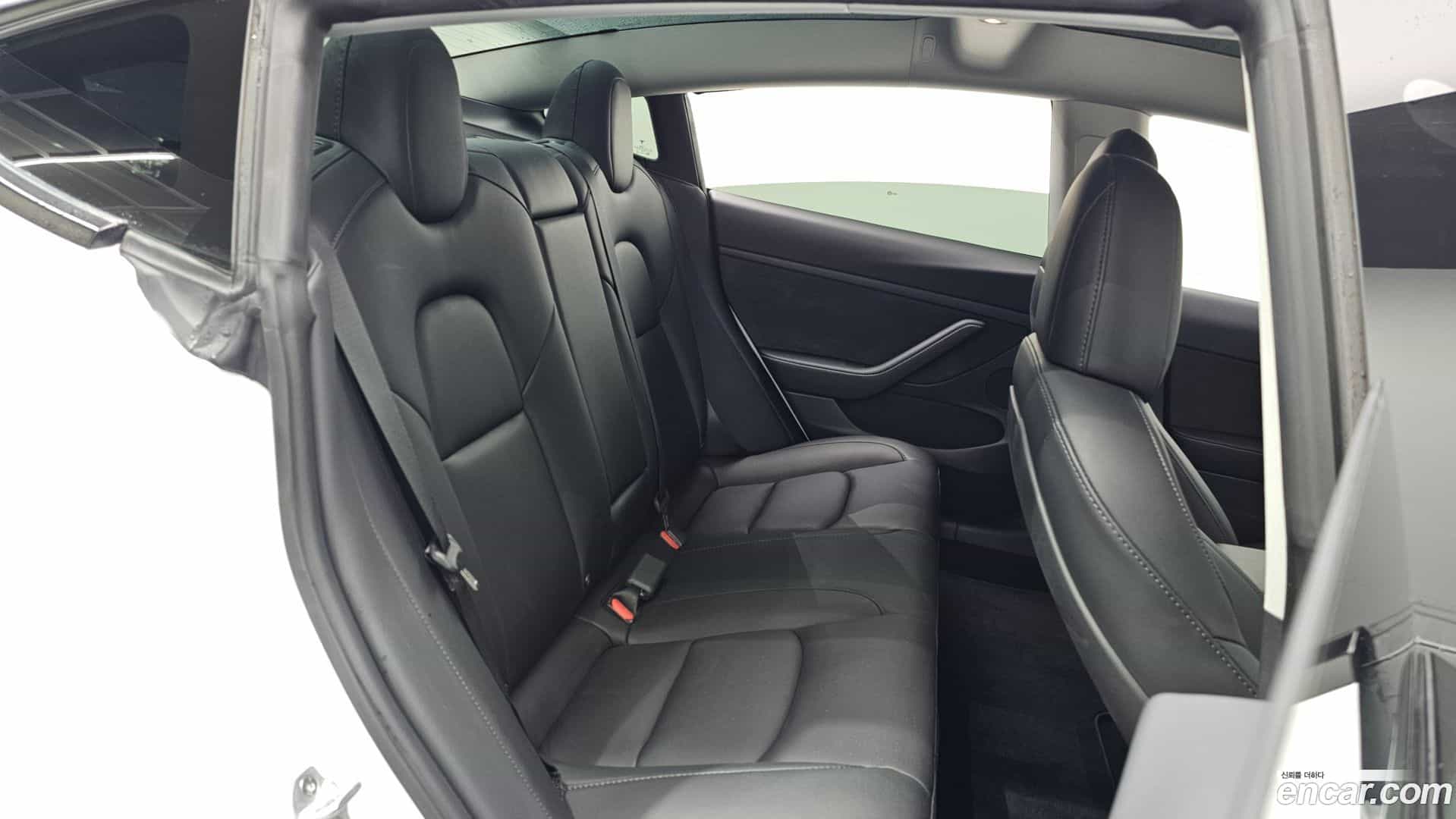 Model 3 Tesla 2022.11-OPTION-016