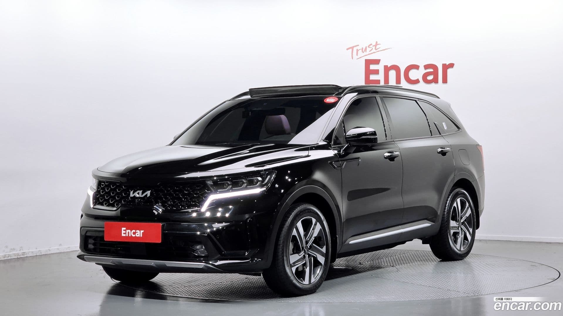 Main__Slider__Photo:Sorento Kia 2022.8-0