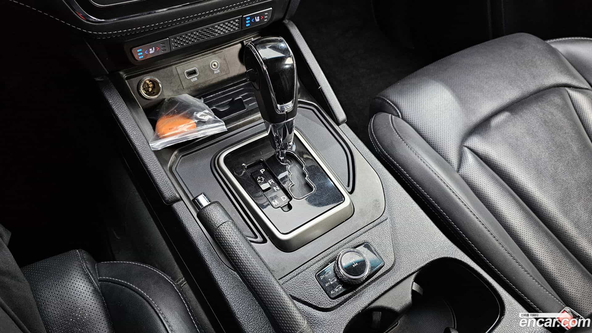 Rexton KG Mobility 2018.4-INNER-009