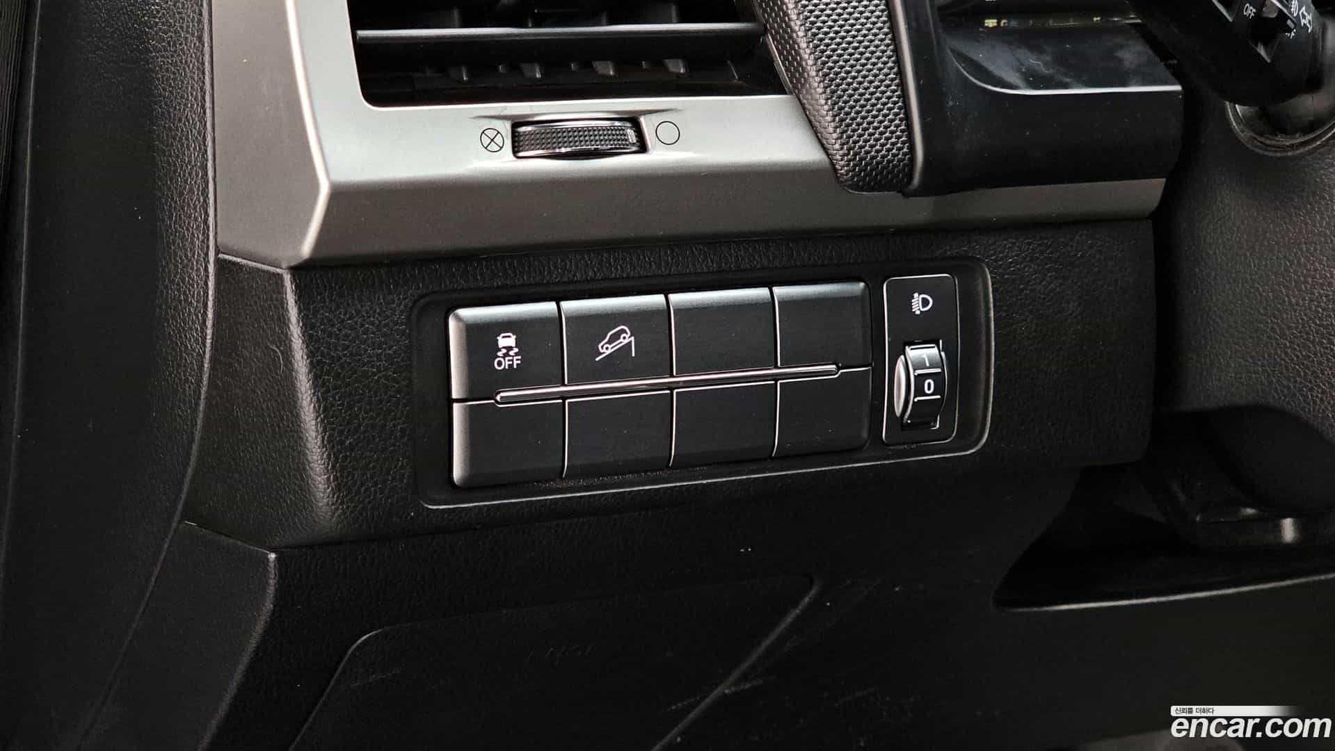 Rexton KG Mobility 2018.4-OPTION-020