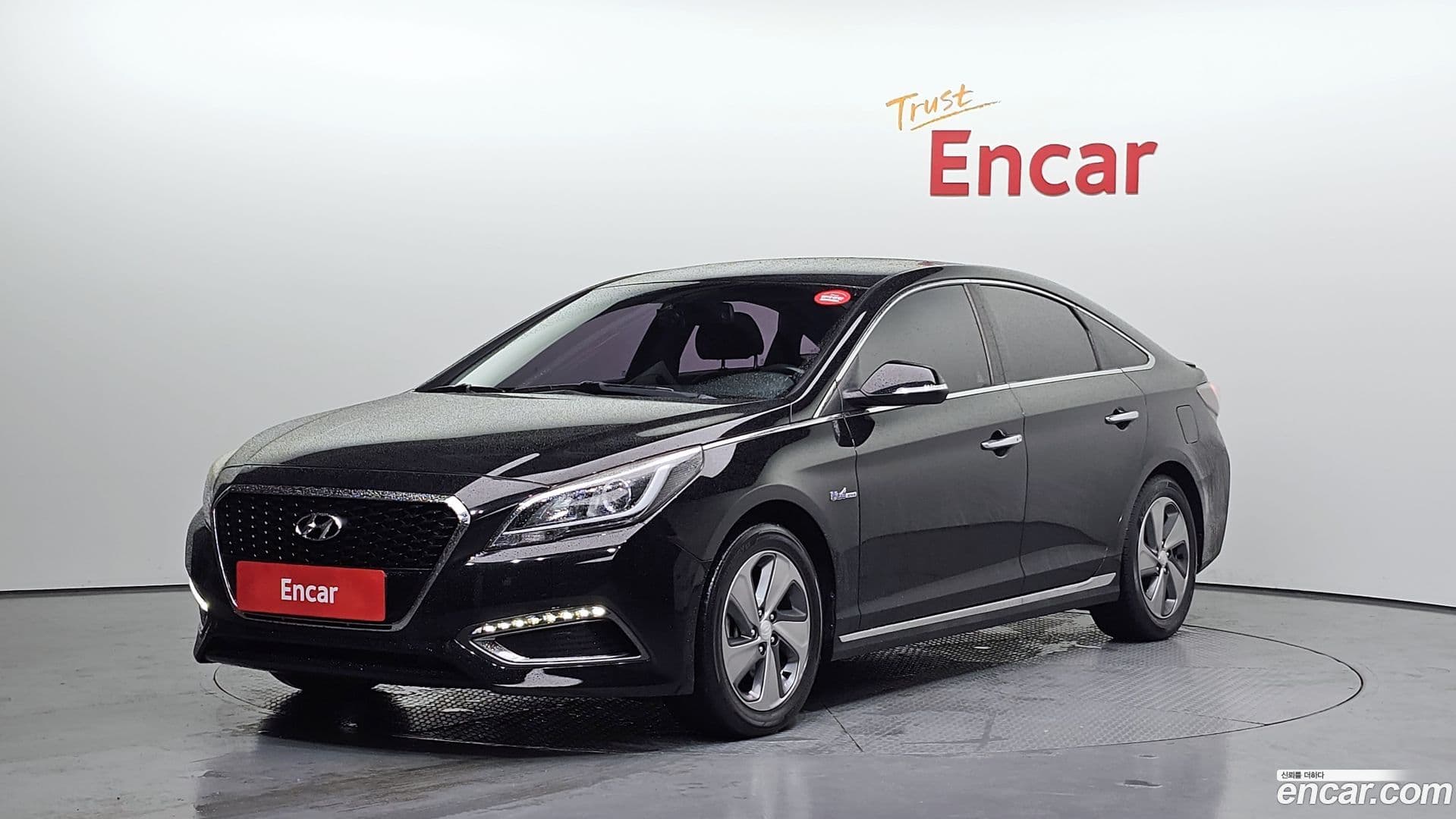 Main__Slider__Photo:Sonata Hyundai 2016.3-0