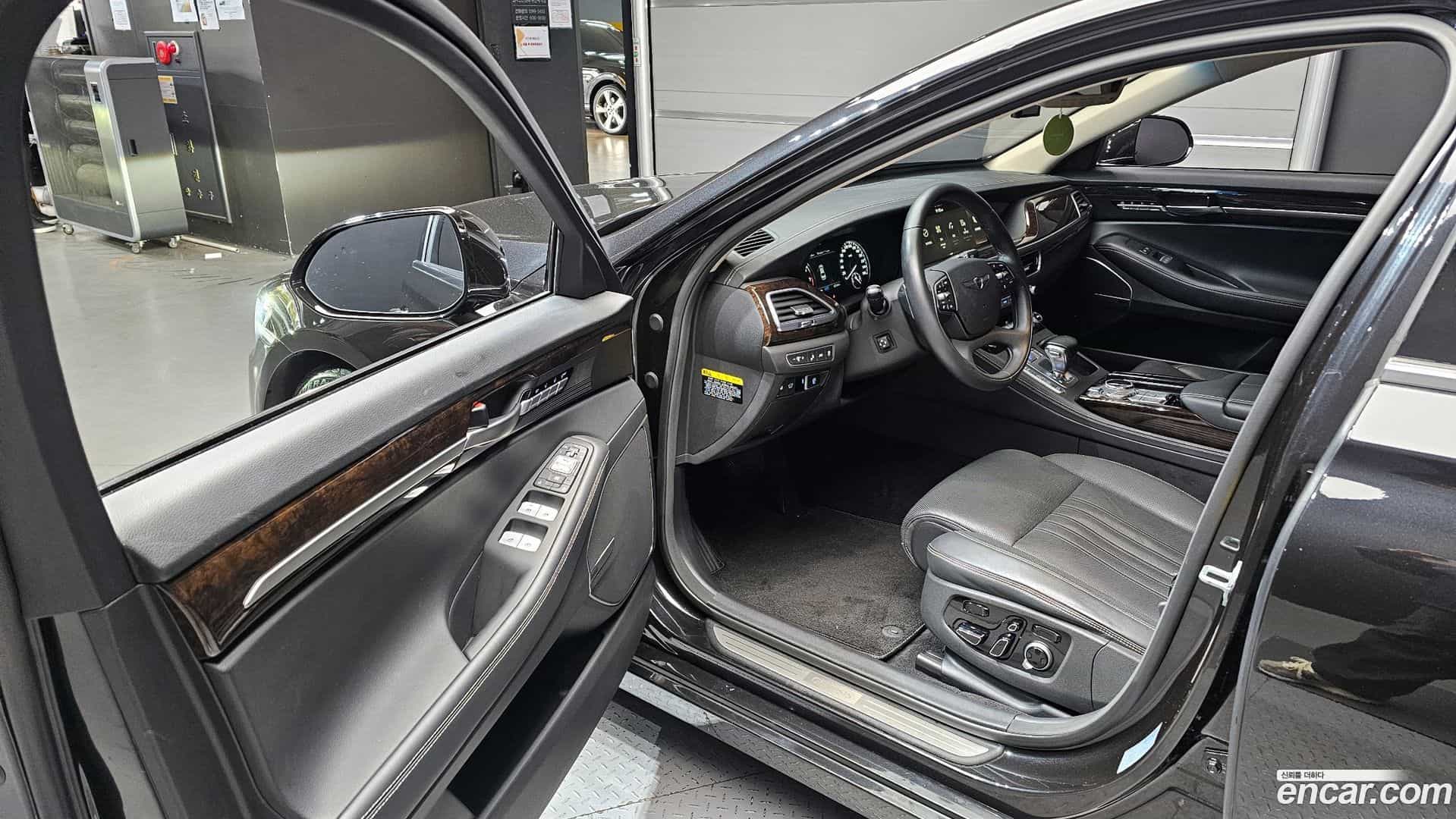 G90 Genesis 2019.10-INNER-010