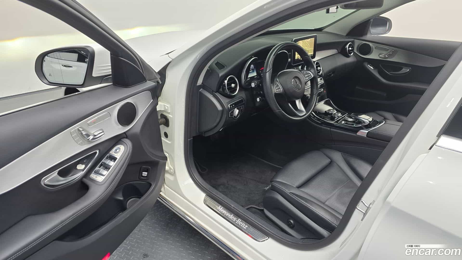 C-Class Mercedes-Benz 2016.3-OPTION-015