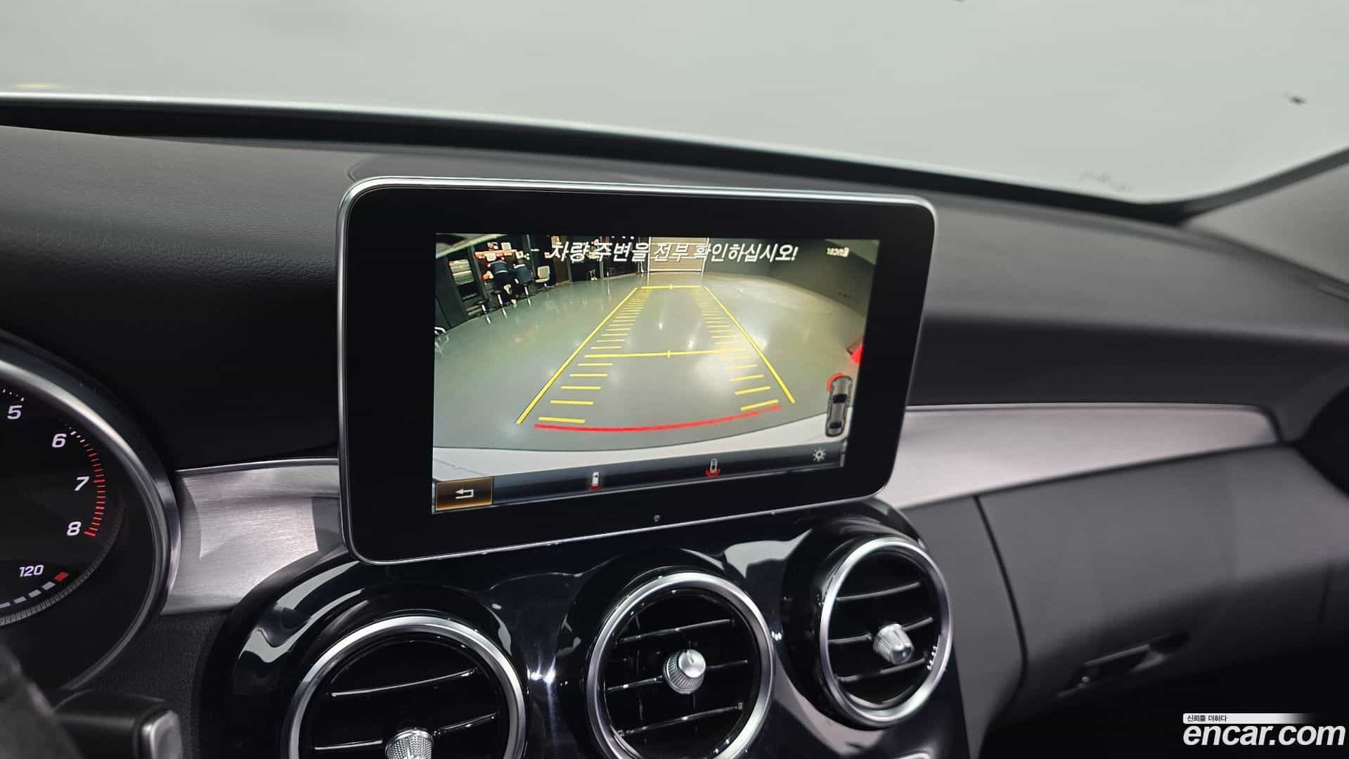 C-Class Mercedes-Benz 2016.3-OPTION-020