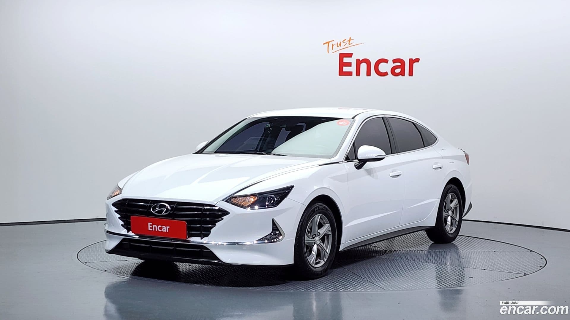 Main__Slider__Photo:Sonata Hyundai 2019.4-0