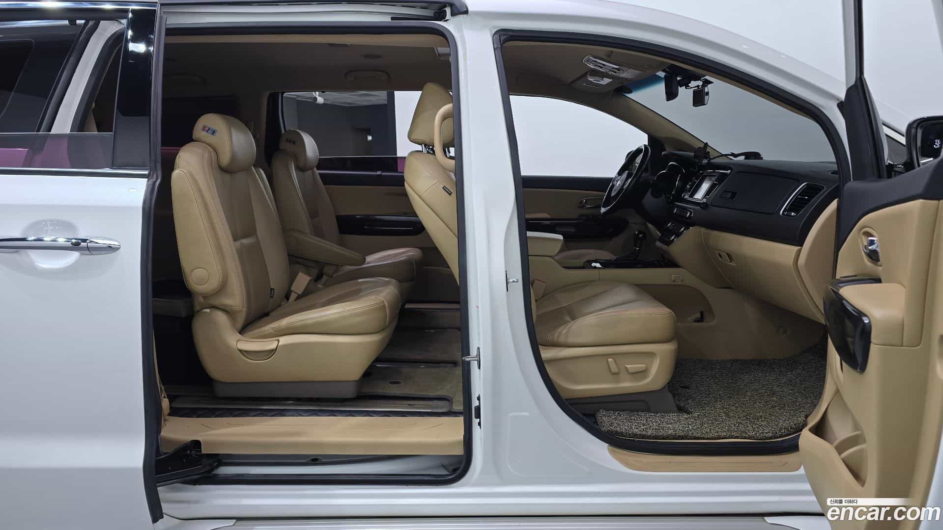 Canival Kia 2015.8-OPTION-015