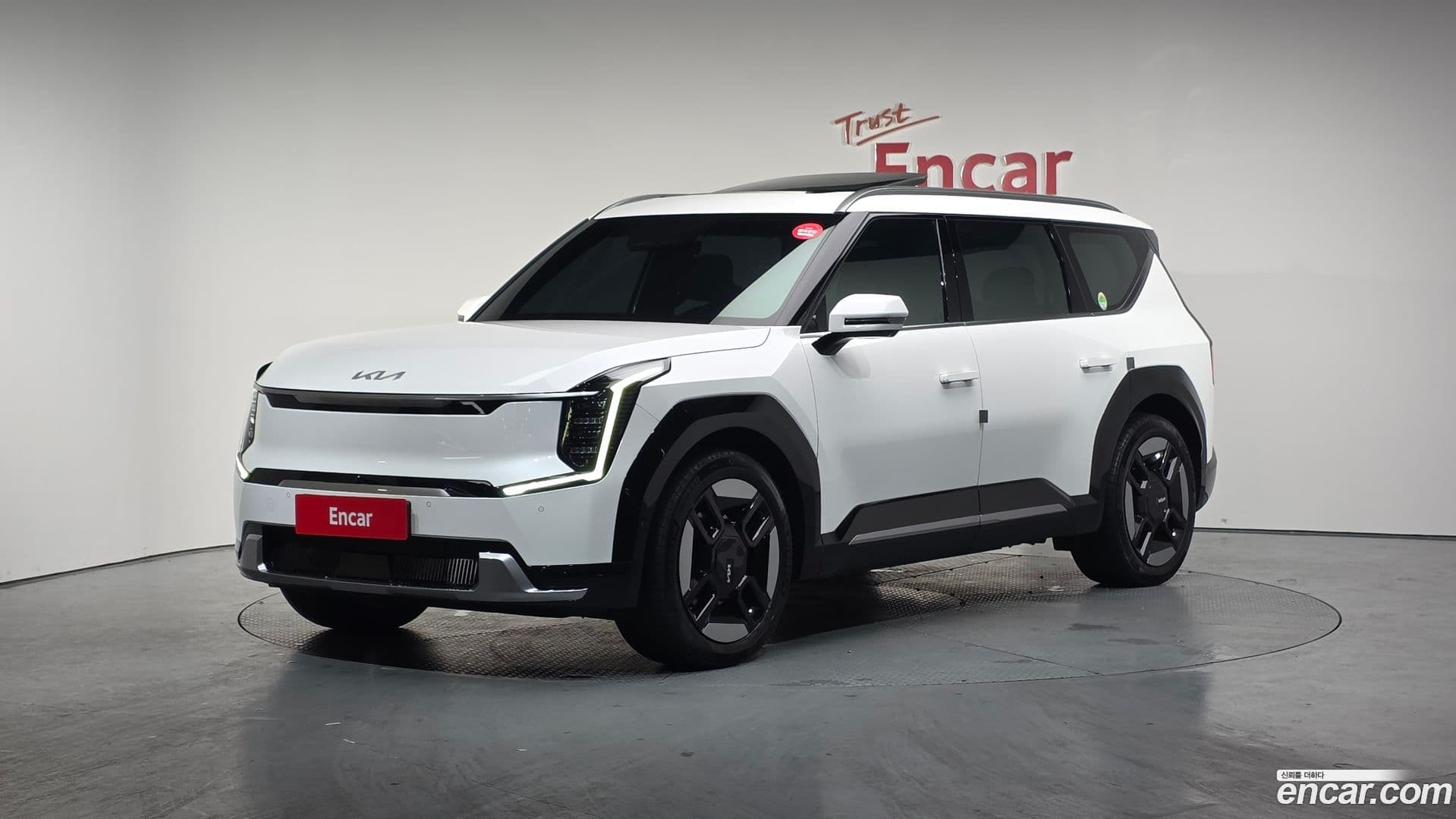 Main__Slider__Photo:EV9 Kia 2023.11-0