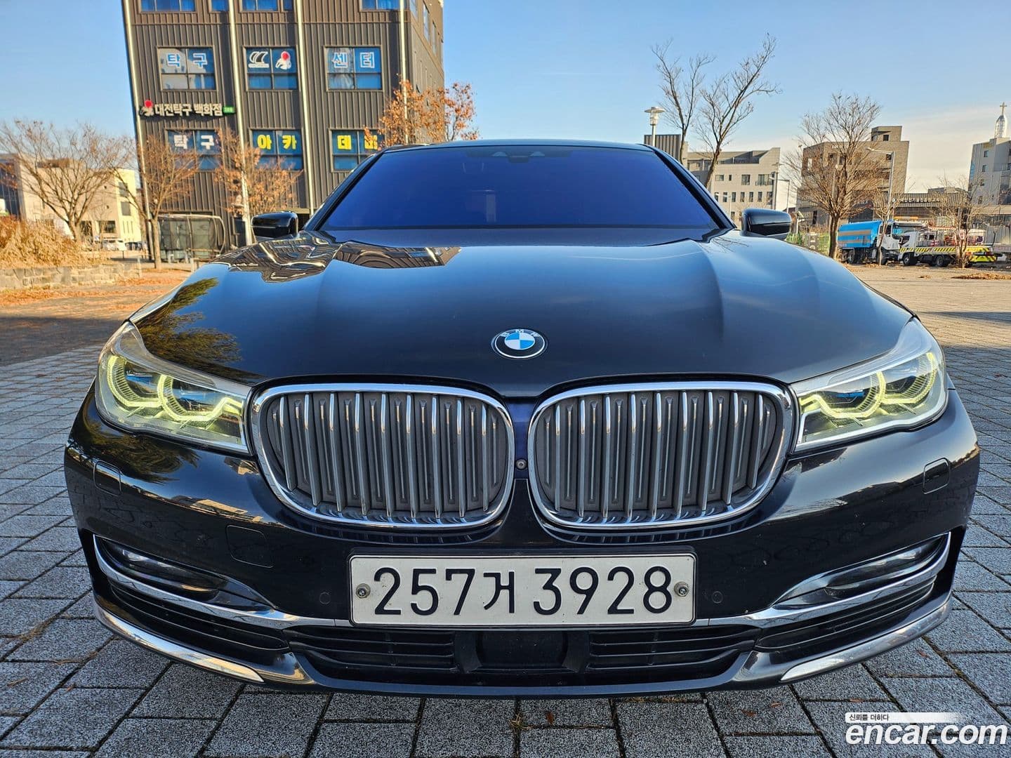 Main__Slider__Photo:7-Series BMW 2018.11-0