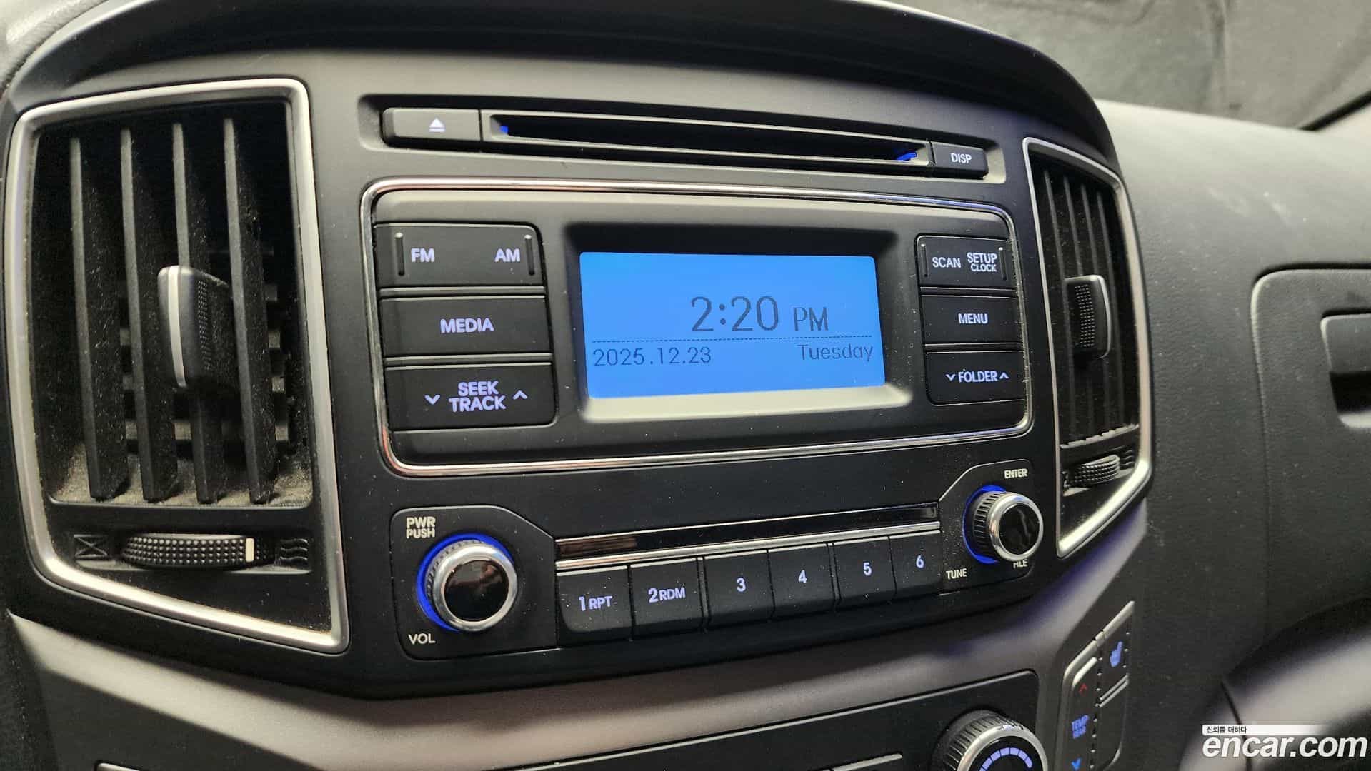 Starex Hyundai 2019.0-OPTION-020