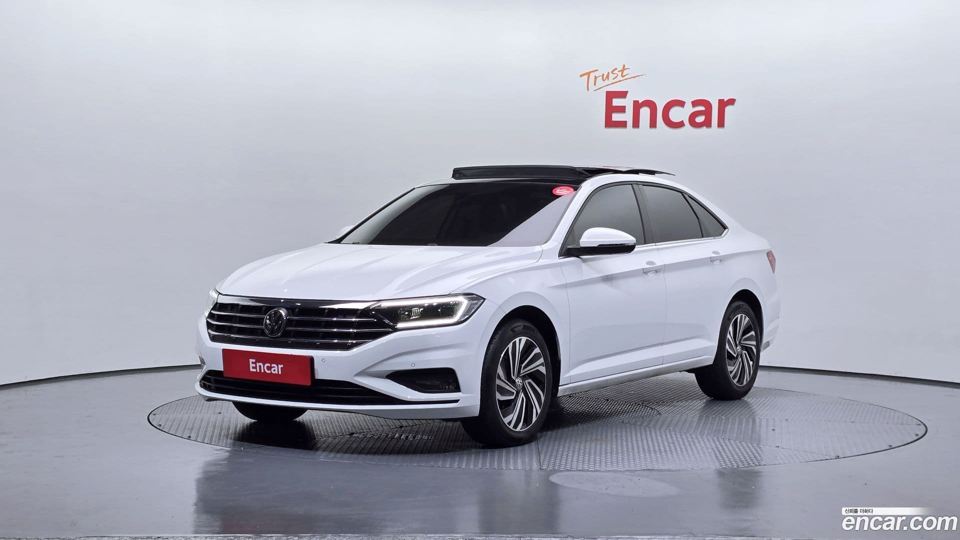 Main__Slider__Photo:Jetta Volkswagen 2020.10-0