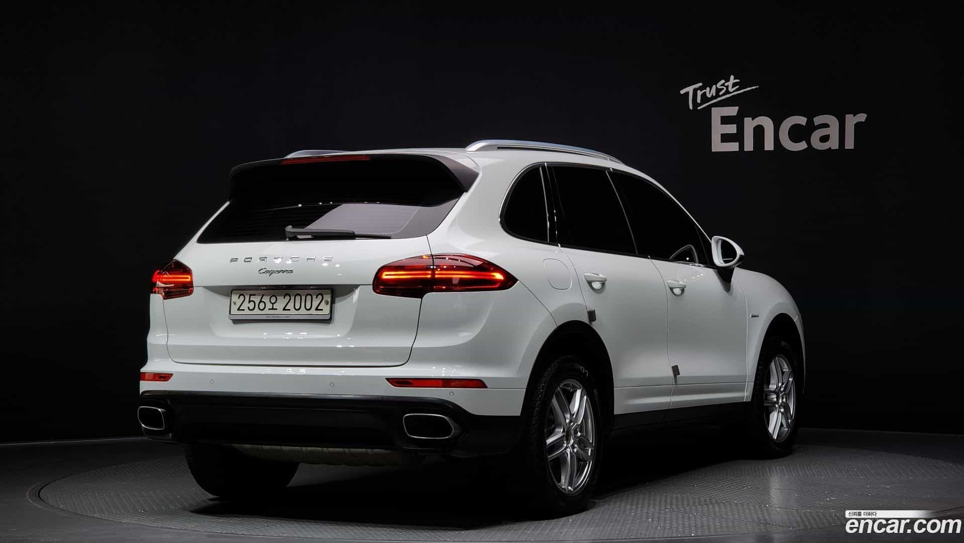 Cayenne Porsche 2015.2-OUTER-002