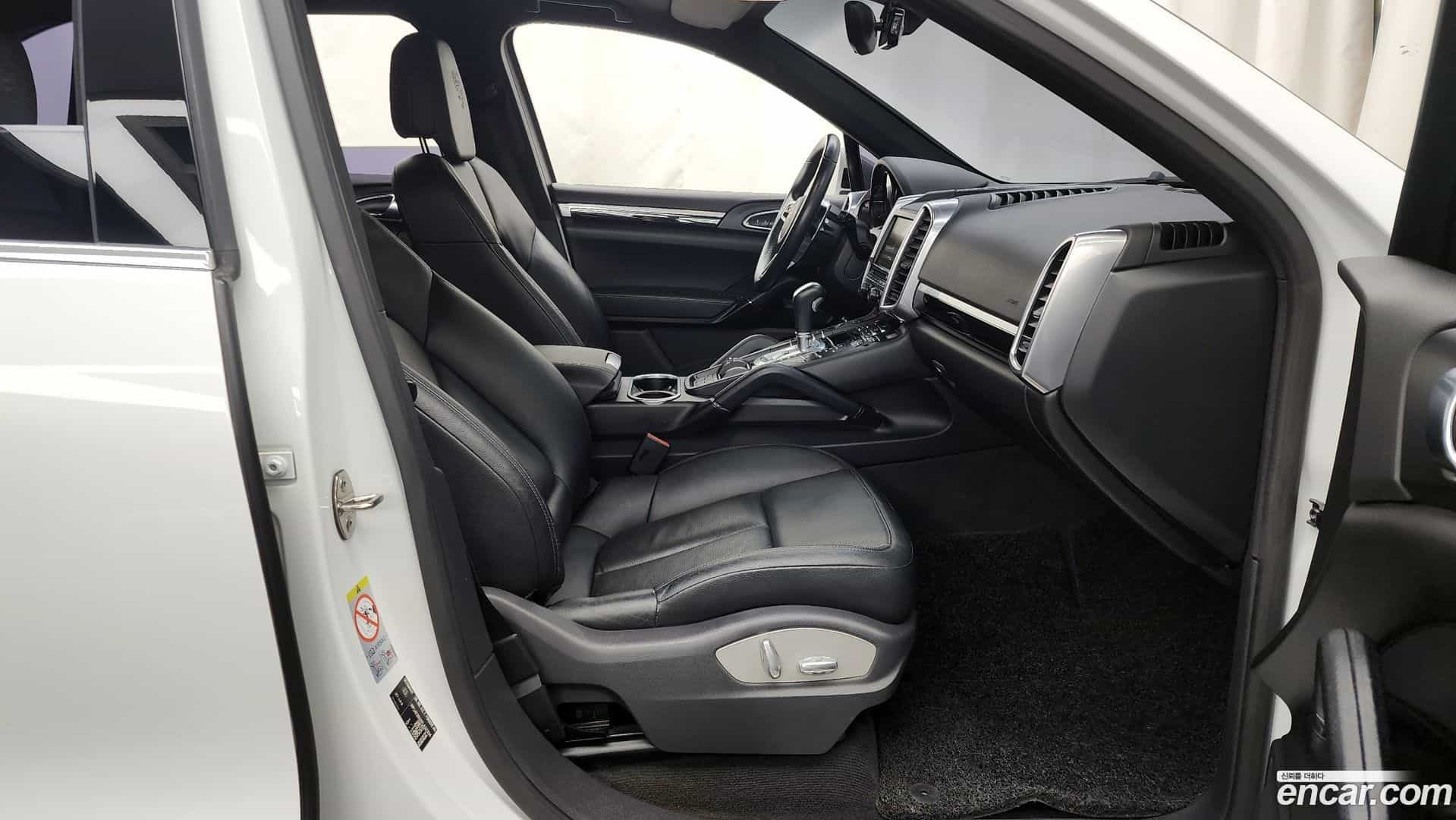 Cayenne Porsche 2015.2-OPTION-015