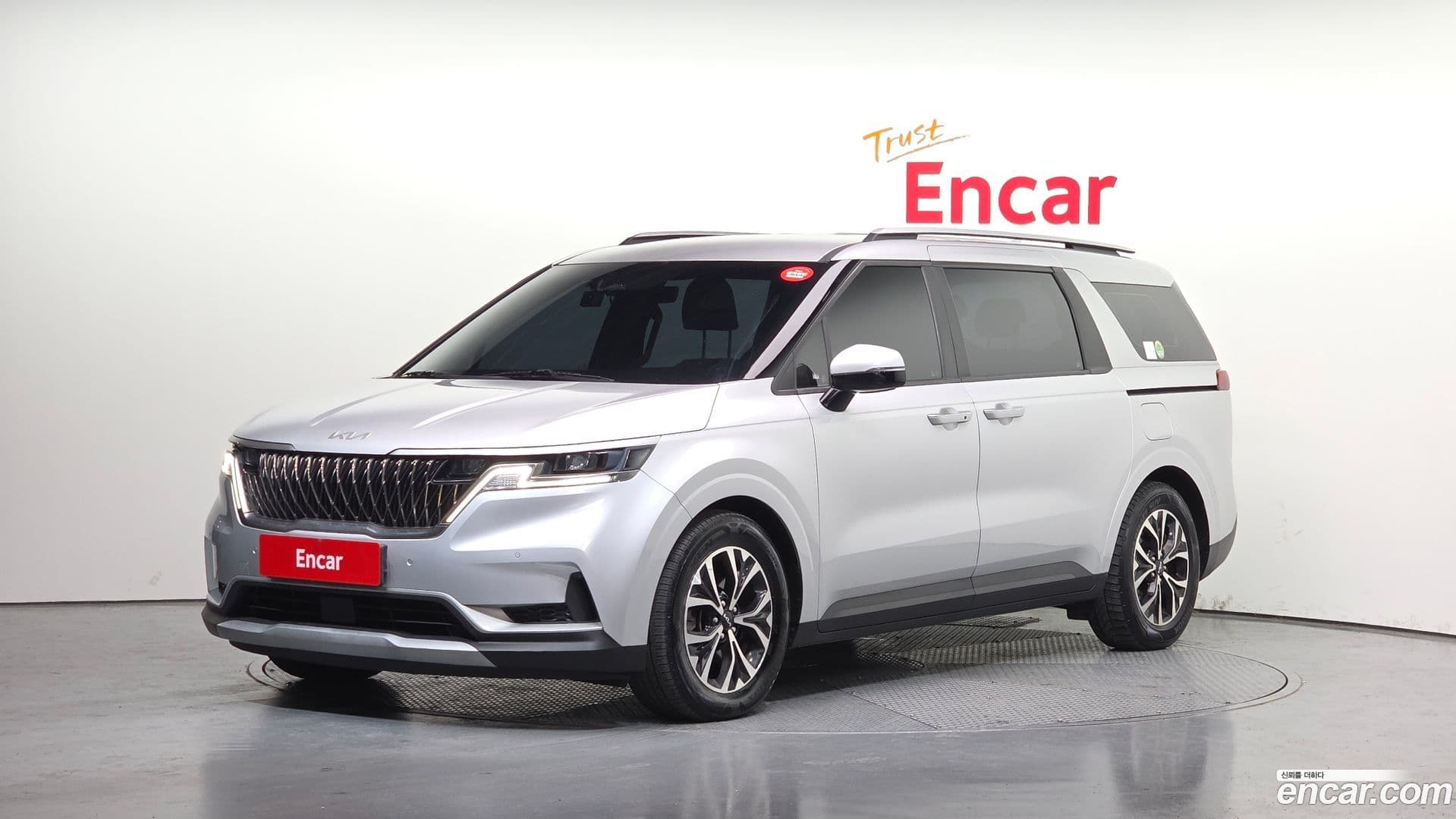 Main__Slider__Photo:Canival Kia 2022.10-0