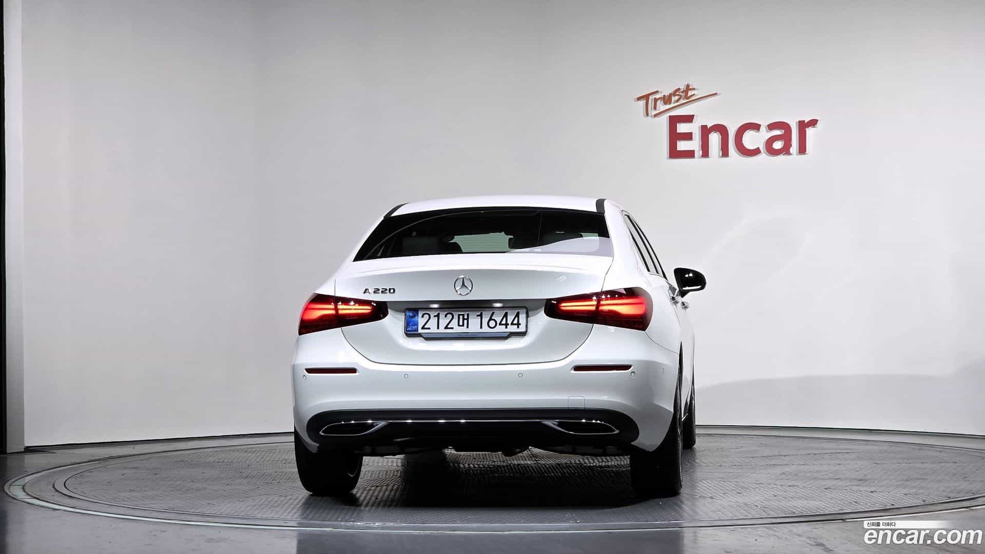A-Class Mercedes-Benz 2025.4-OUTER-004