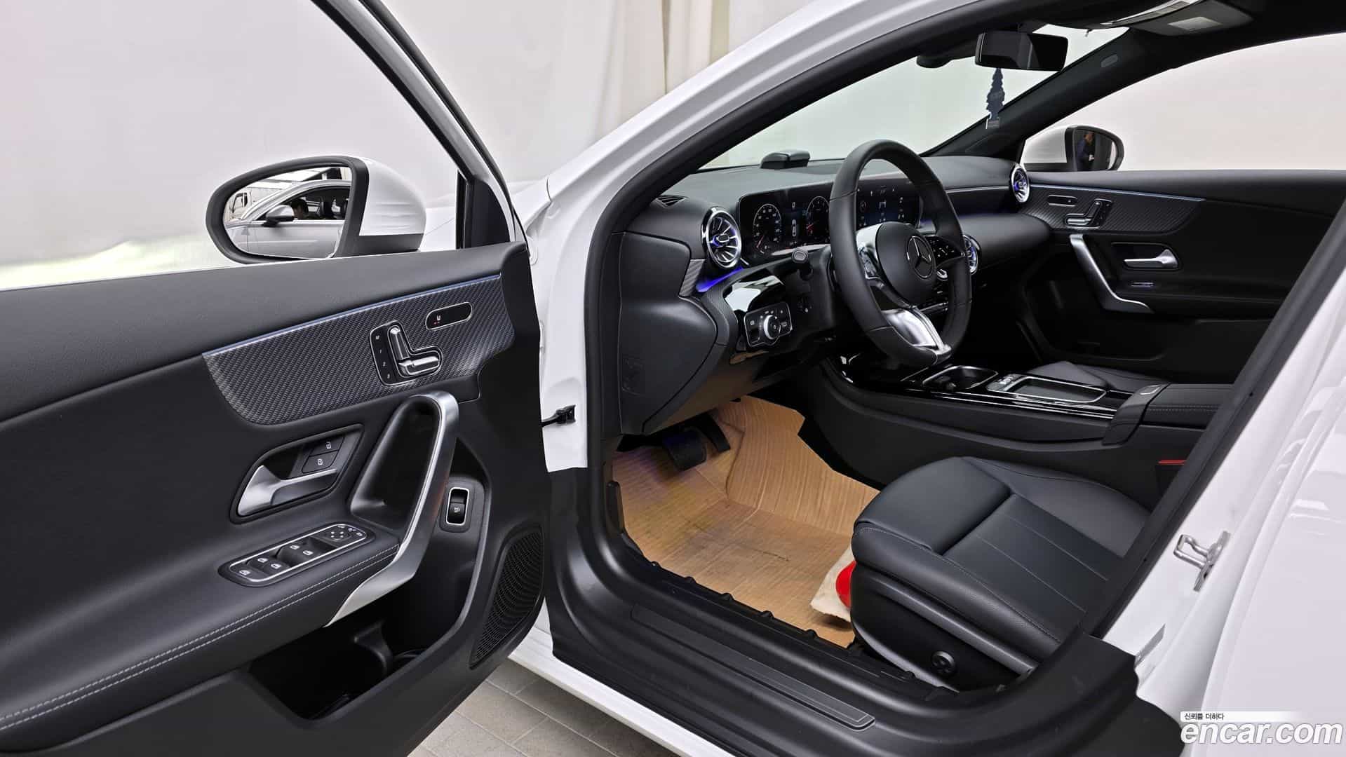 A-Class Mercedes-Benz 2025.4-INNER-010