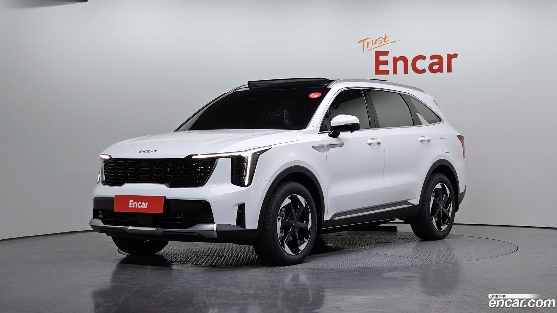 Main__Slider__Photo:Sorento Kia 2025.11-0