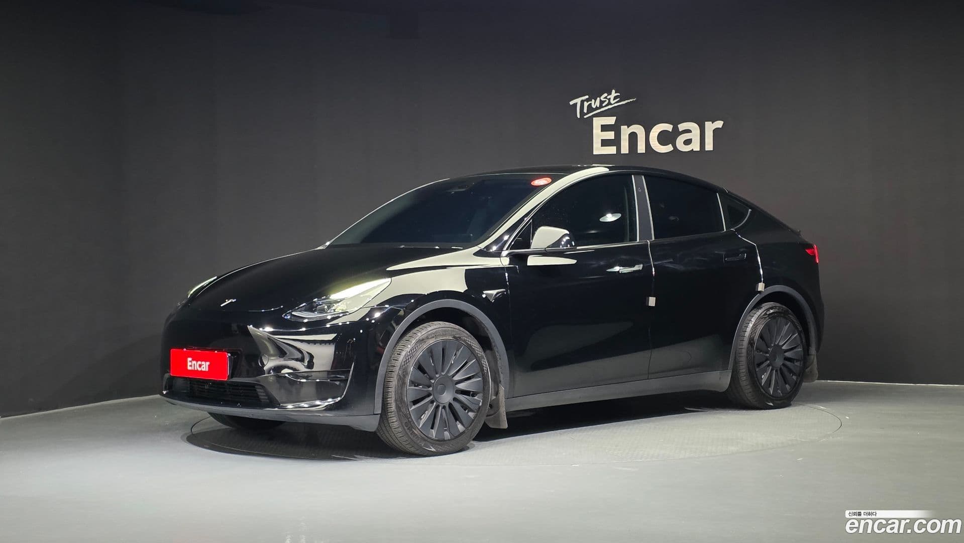 Main__Slider__Photo:Model Y Tesla 2024.2-0