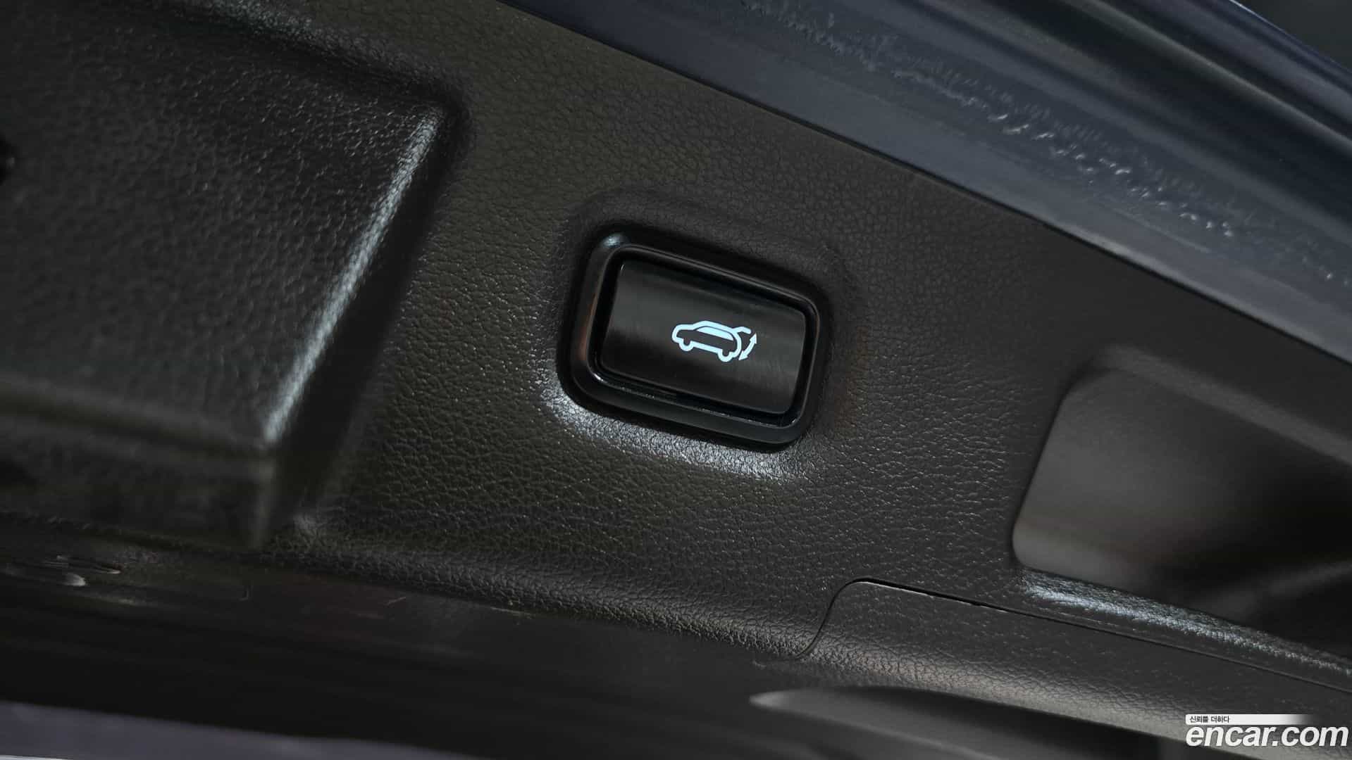 Santafe Hyundai 2018.7-OPTION-023