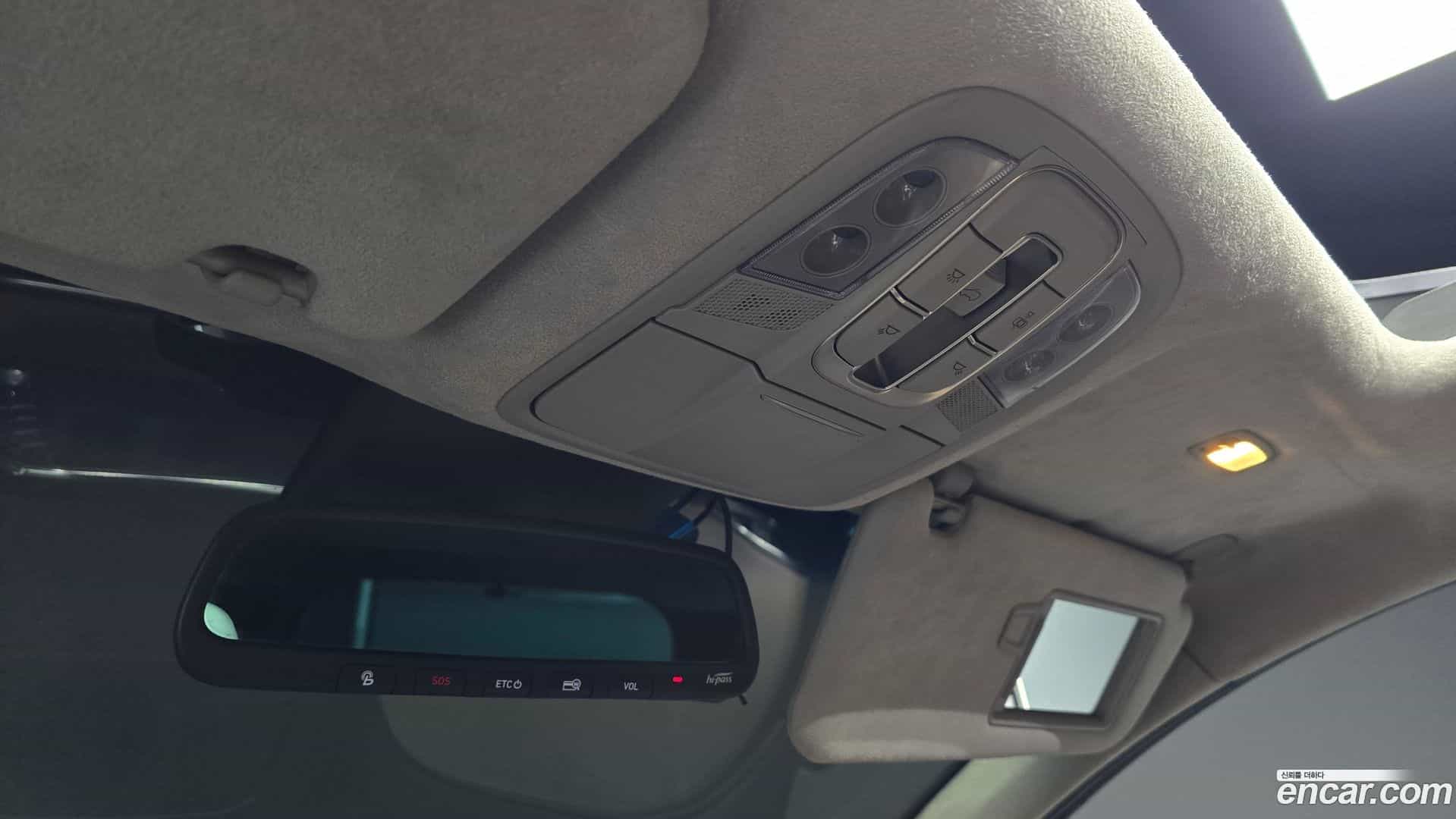 Santafe Hyundai 2018.7-OPTION-024